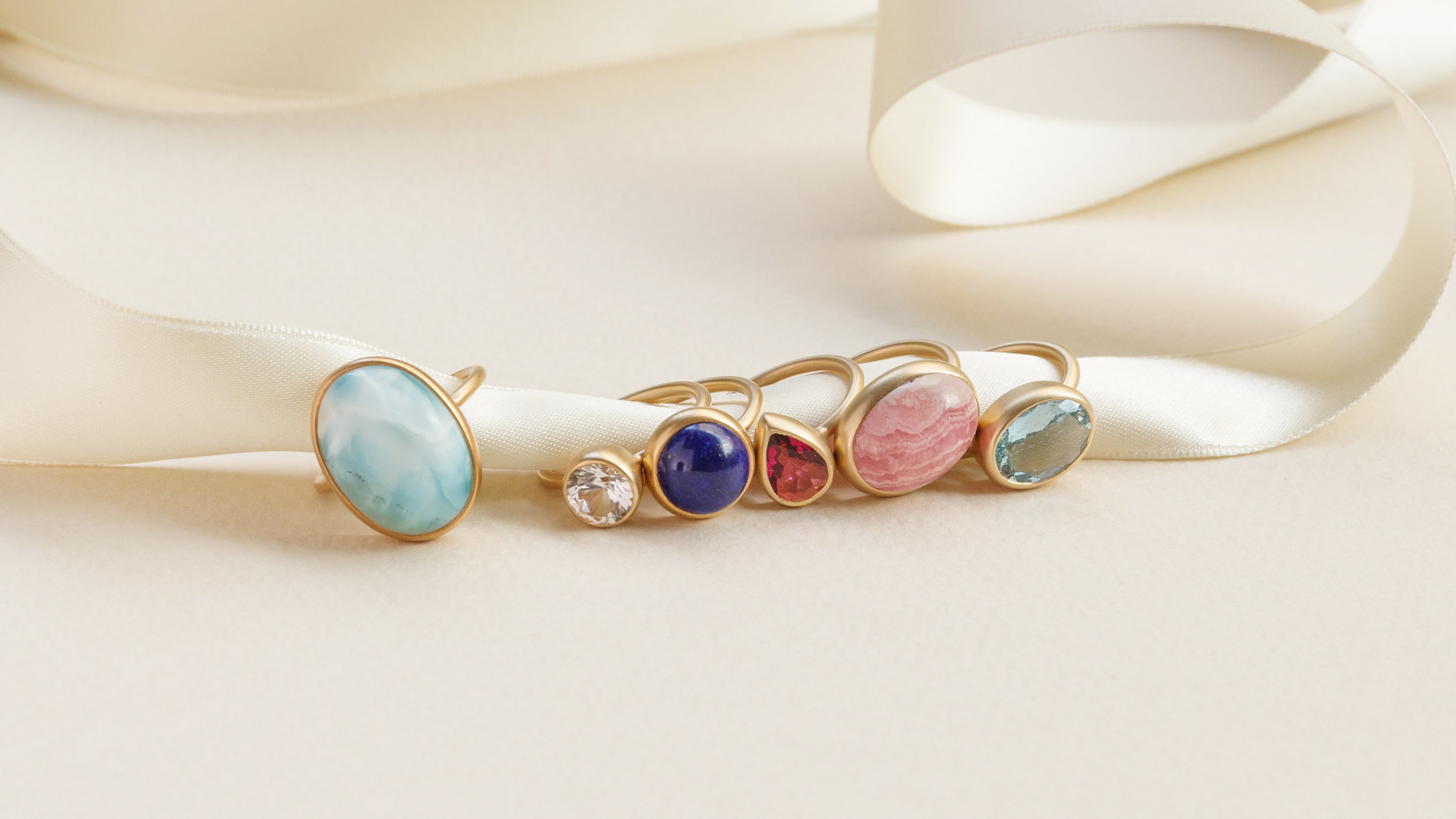 【Shop Blog】<br>表参道ヒルズ店・伊勢丹新宿店本館1階・阪急うめだ本店1階 <br>14 May. 2025