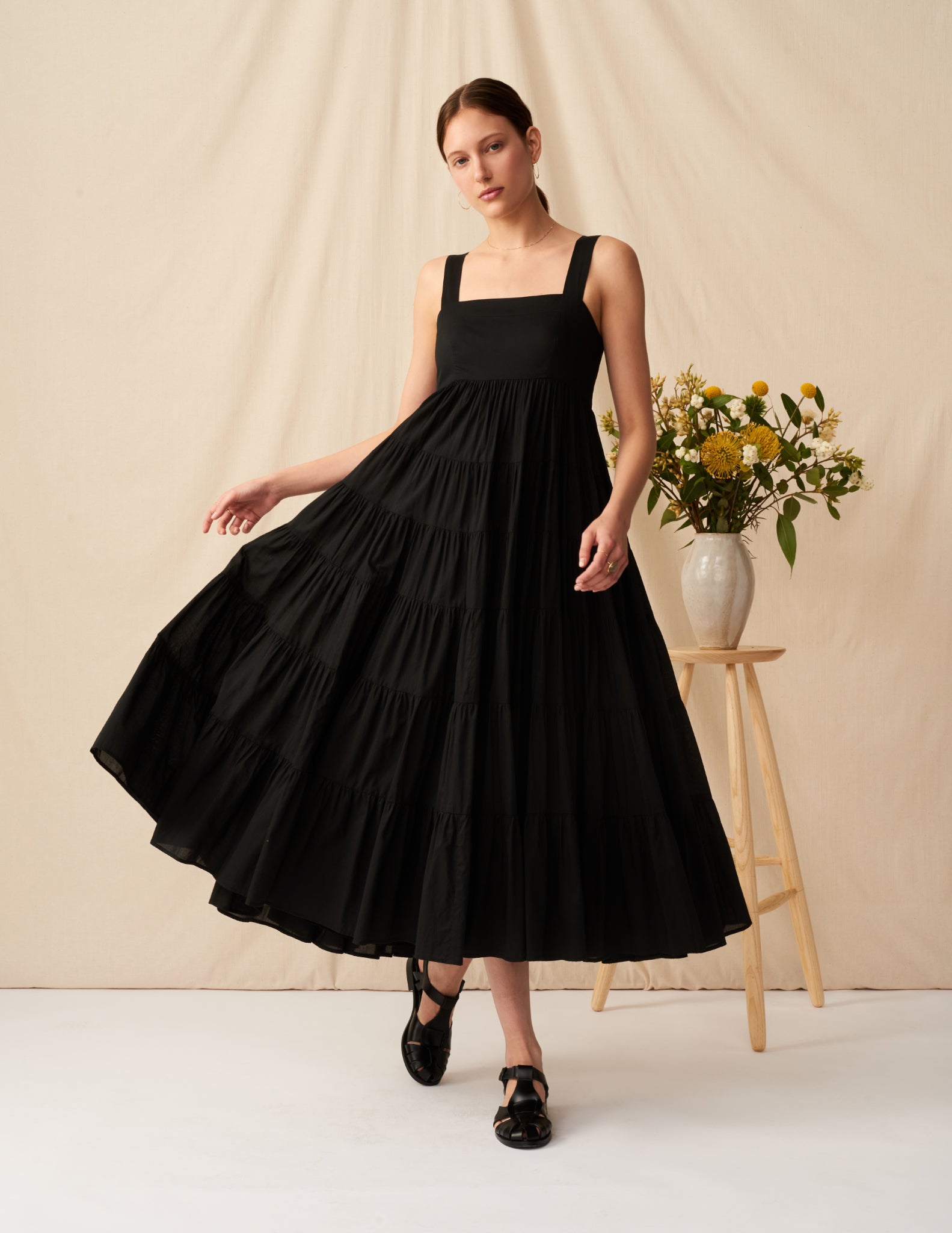 虹の女神のドレス Onyx