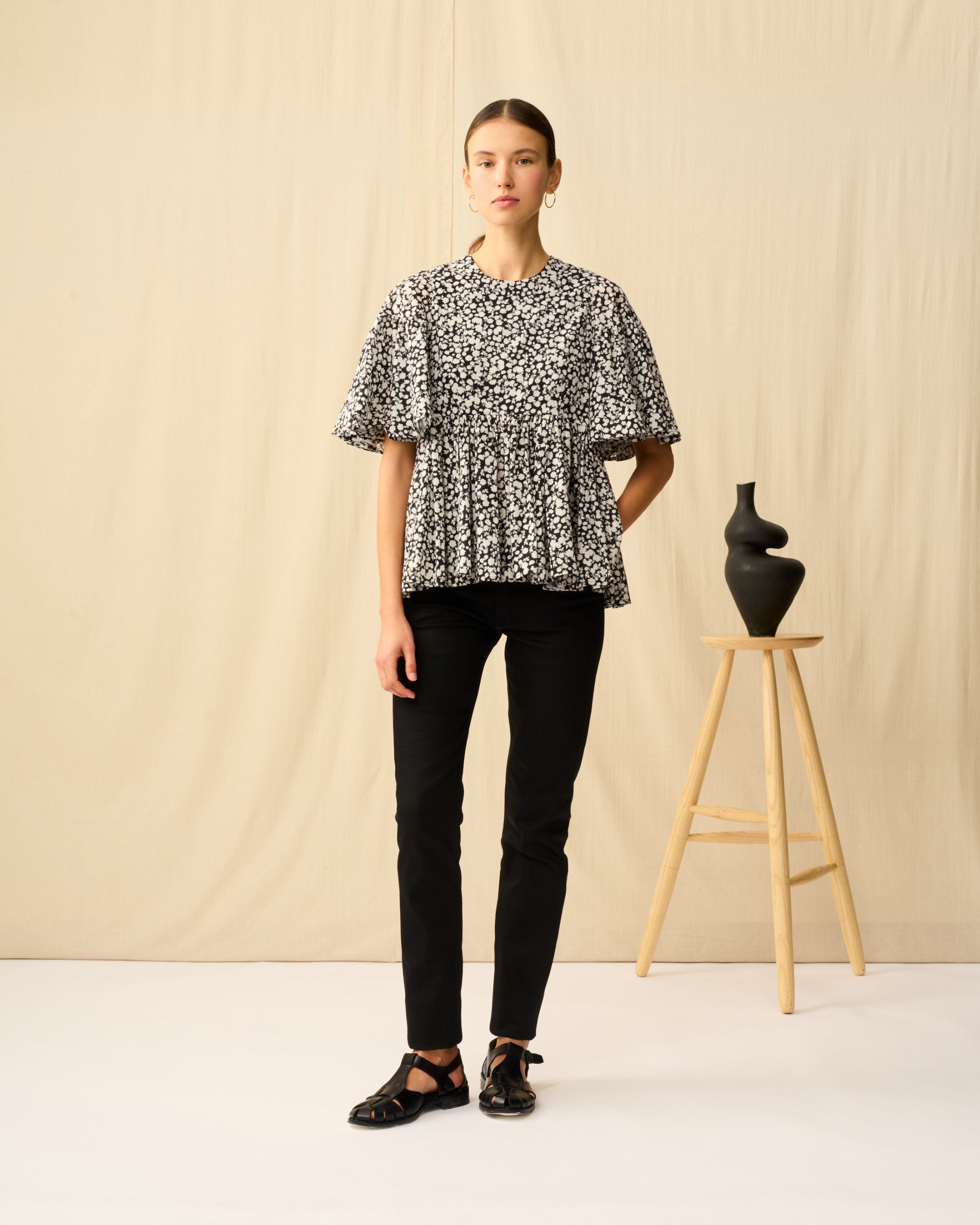 【予約】フリージアのブラウス Dancing Shadows/Black