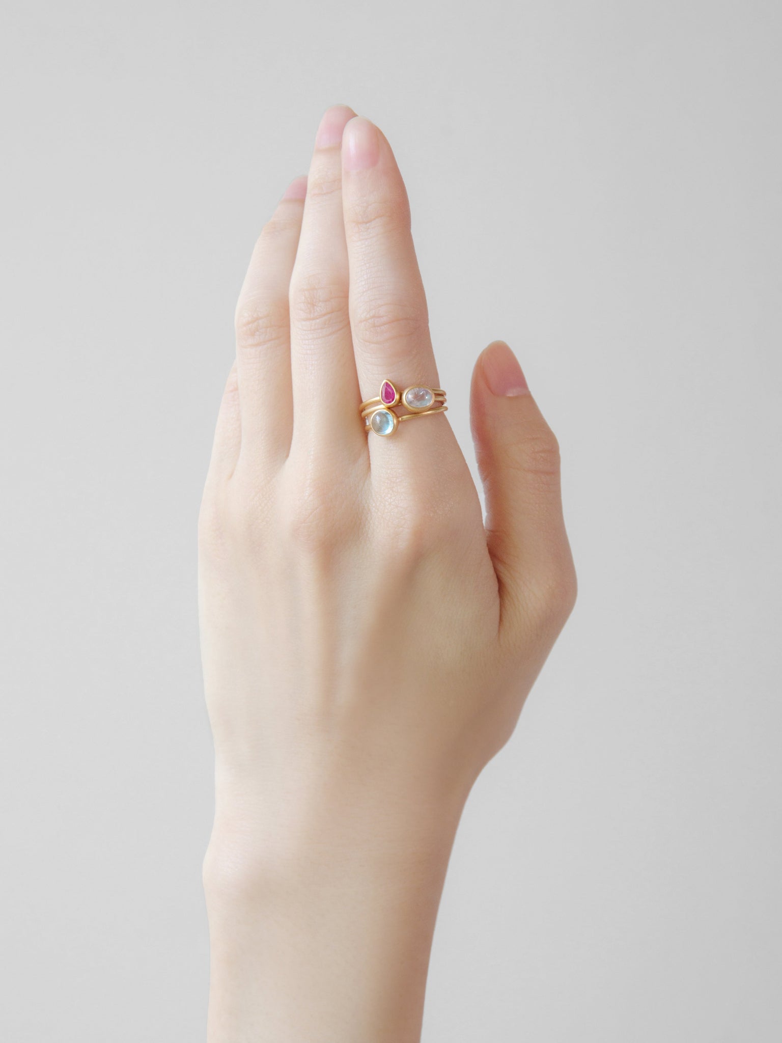 Earth Drops リング ルビー (着用感約13号)