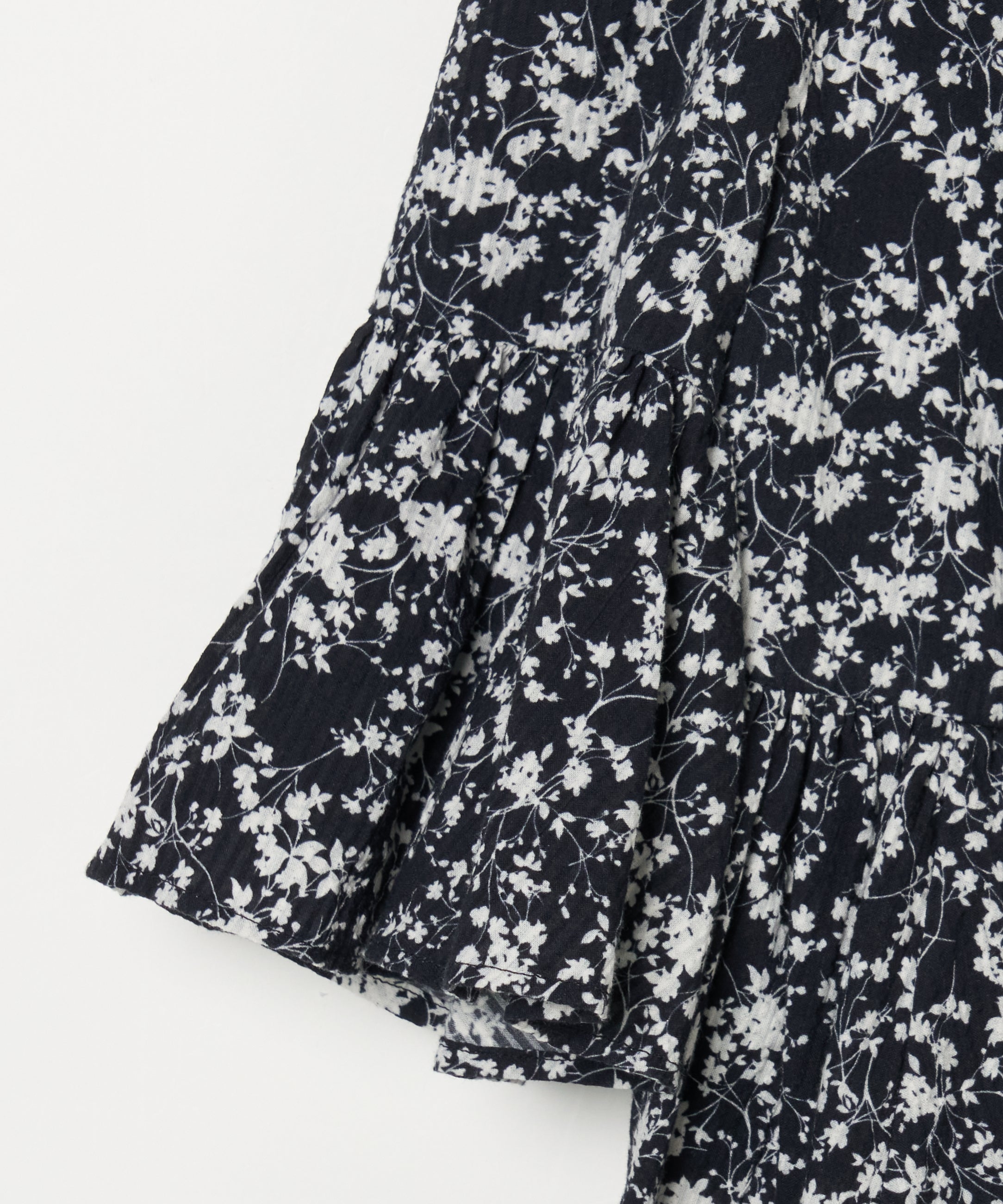 【予約】星明りのブラウス Seersucker Shadow Play/Black