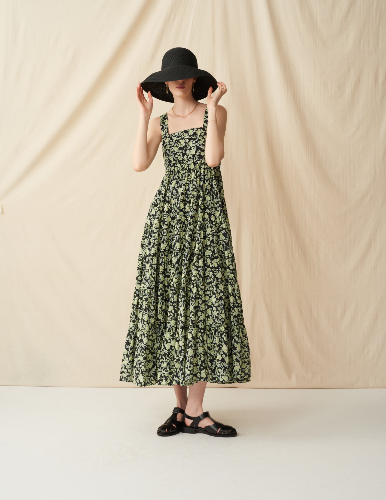 【予約】<br>虹の女神のドレス <br>Paisely Bloom/Black
