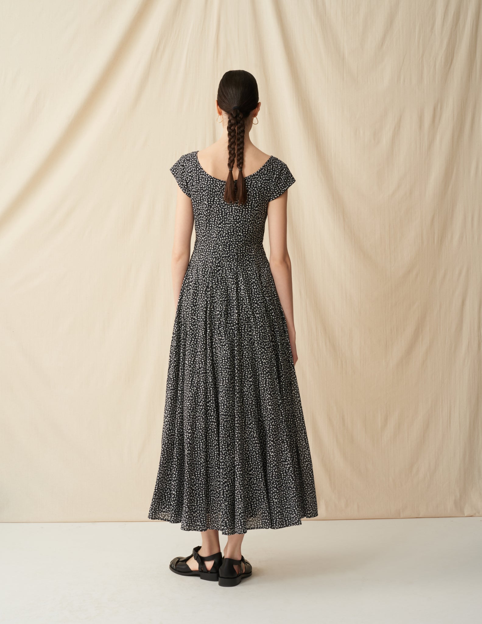 【予約】<br>月の夢のドレス Baby Daisies/Black