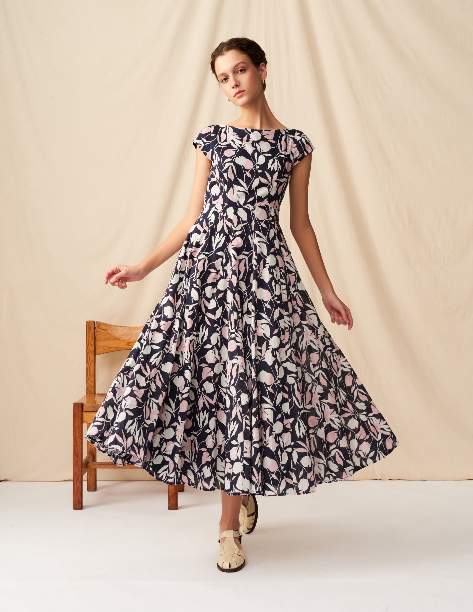 【予約】<br>月の夢のドレス Floating Leaves/Navy