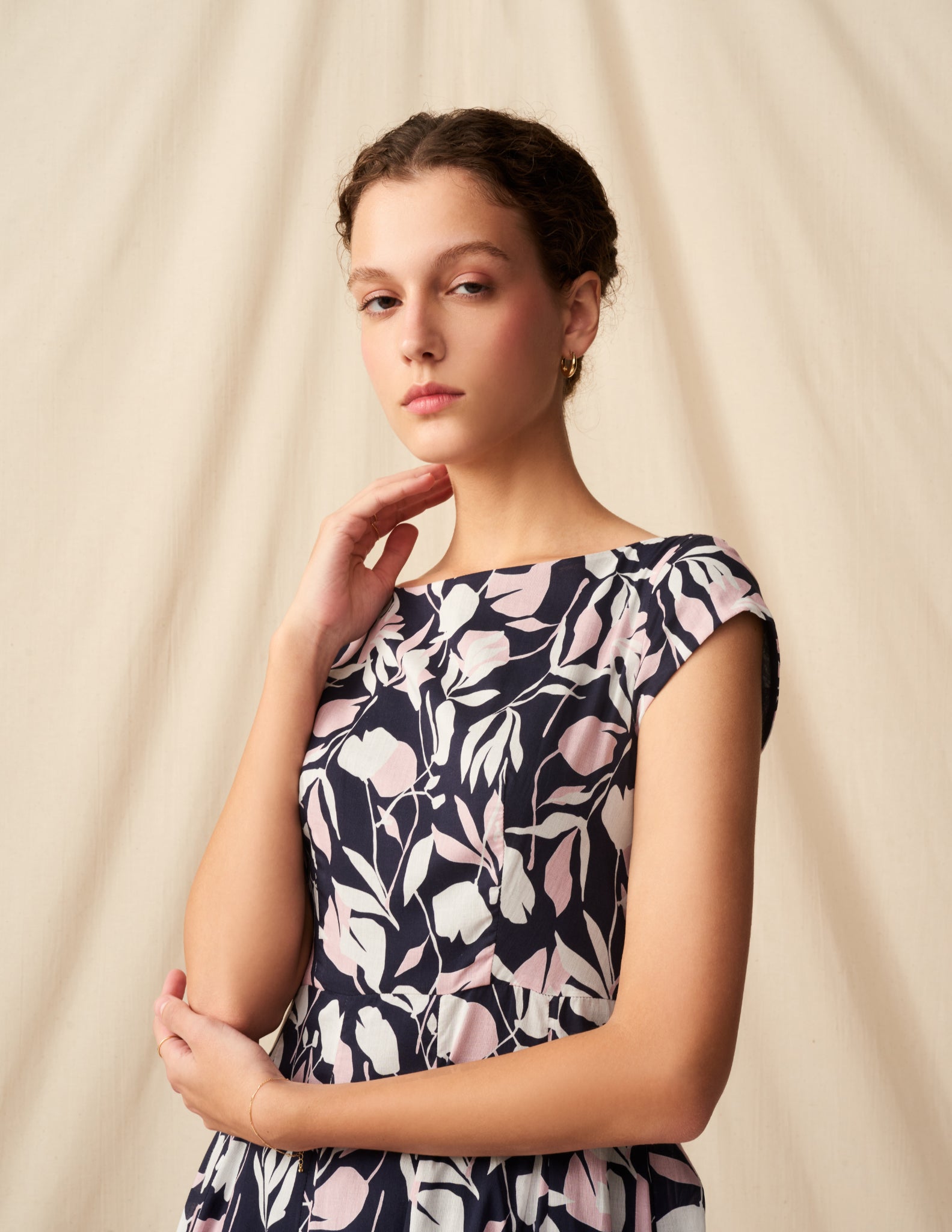 【予約】<br>月の夢のドレス Floating Leaves/Navy