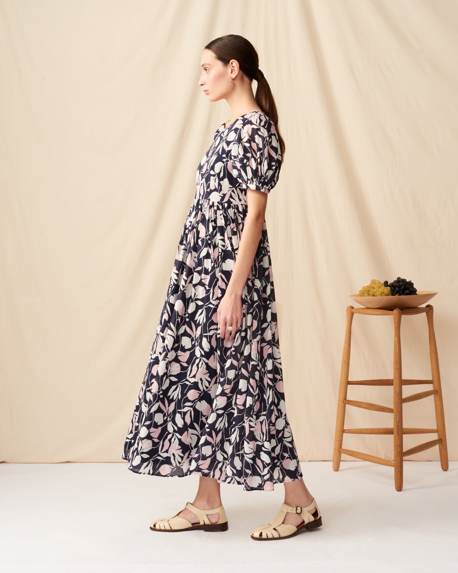 【予約】<br>夏のレディのドレス (パプスリーブ) <br>Floating Leaves/Navy