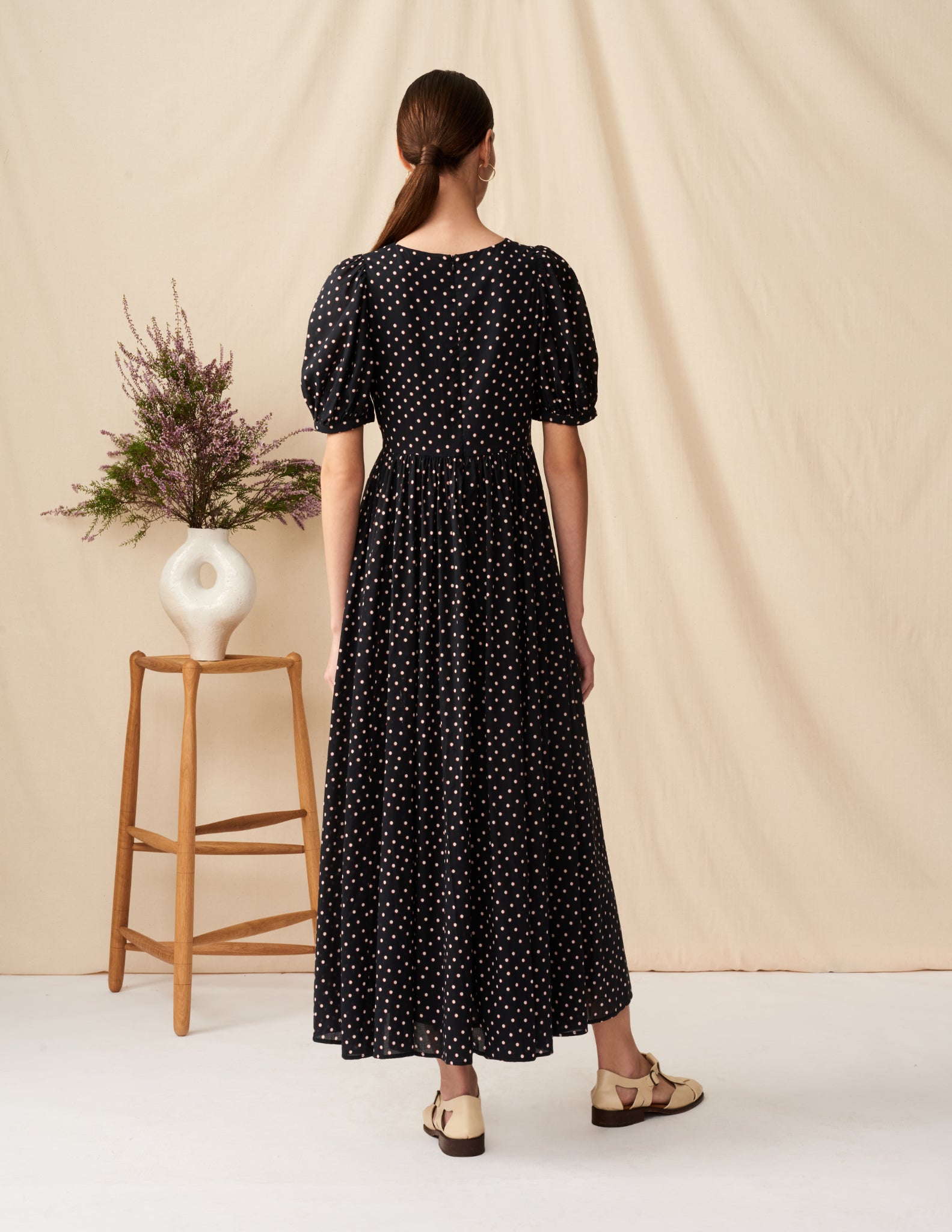 【予約】<br>夏のレディのドレス (パプスリーブ) <br>New Moon/Red&Black