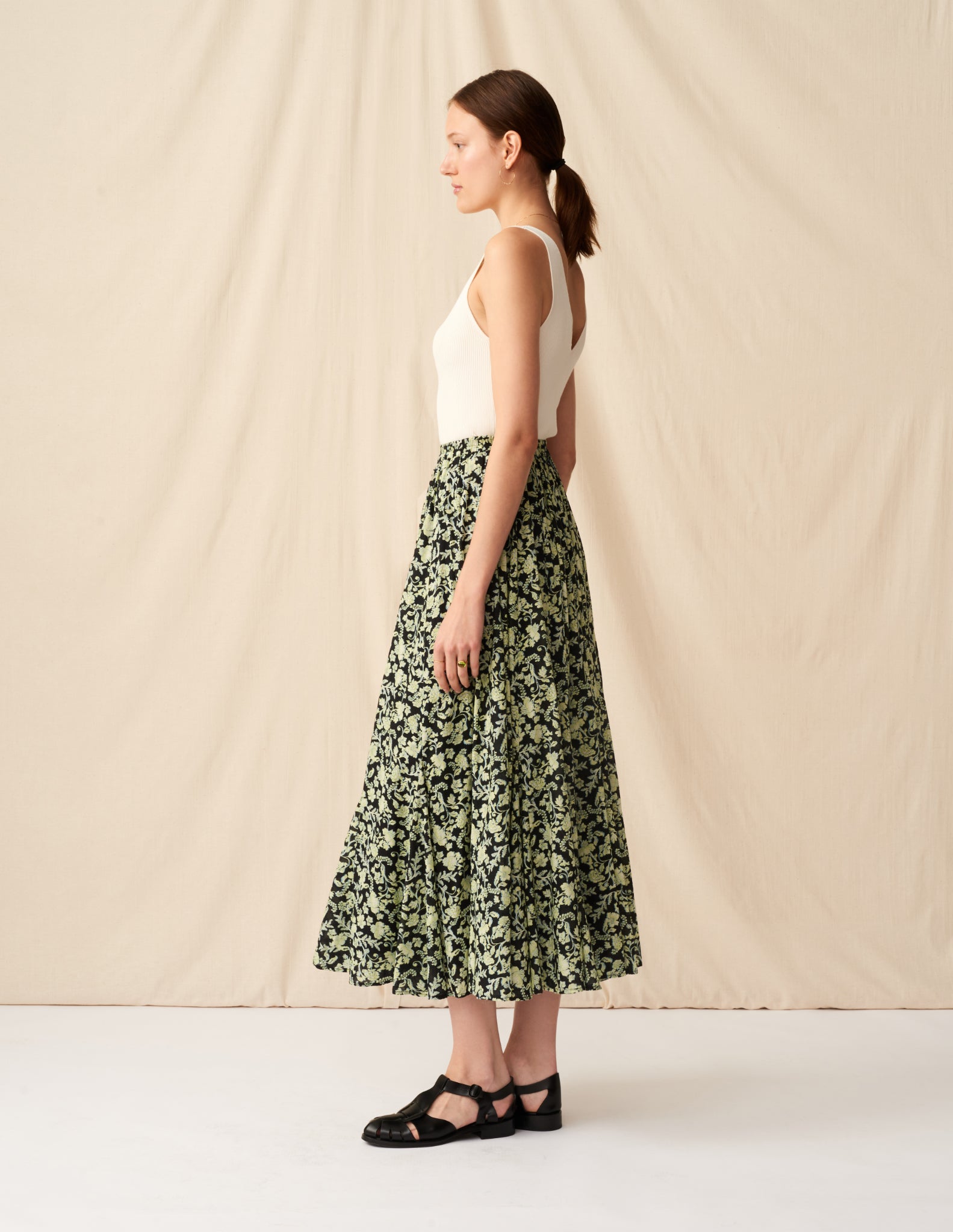 【予約】<br>月影のスカート <br>Paisely Bloom/Black