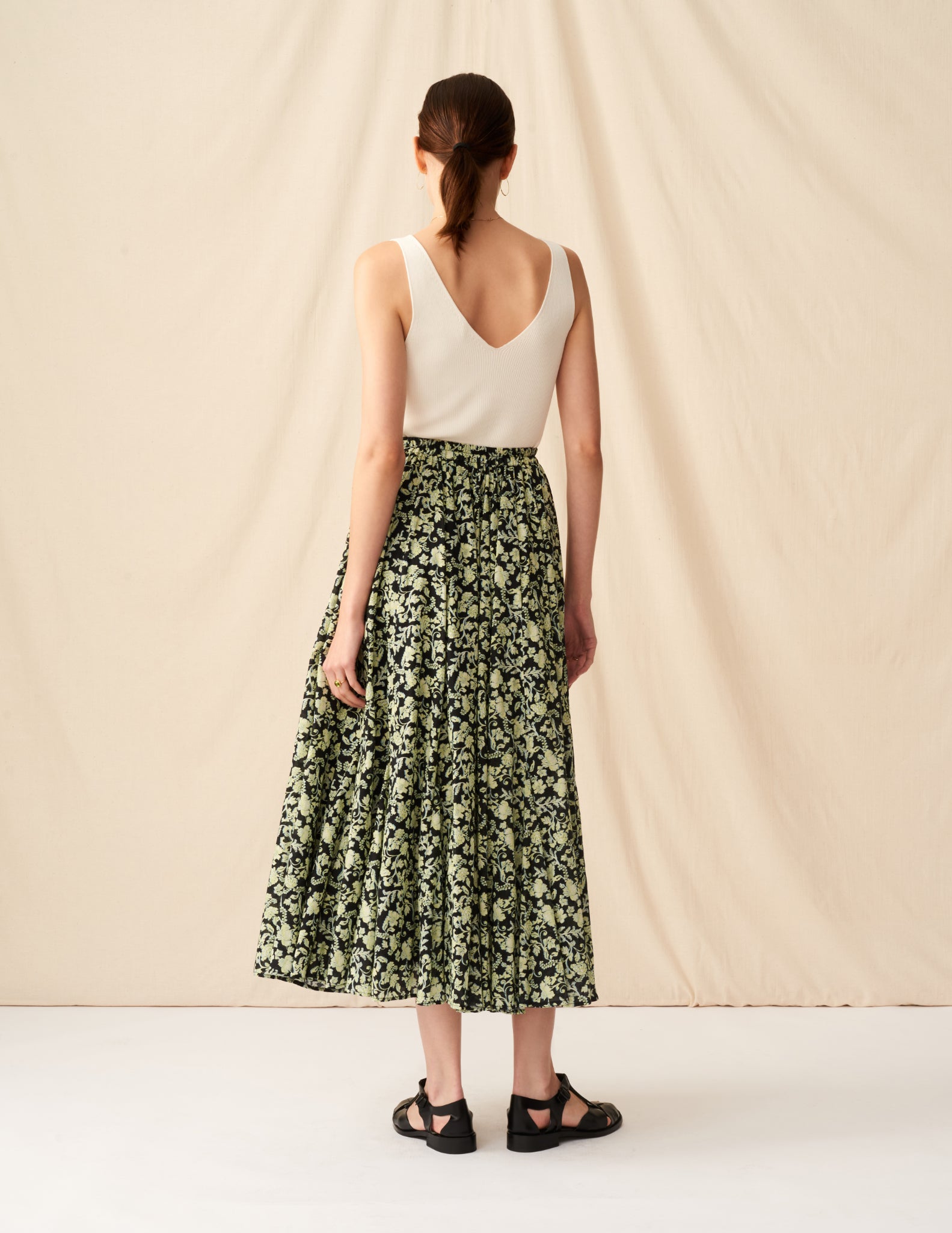 【予約】<br>月影のスカート <br>Paisely Bloom/Black