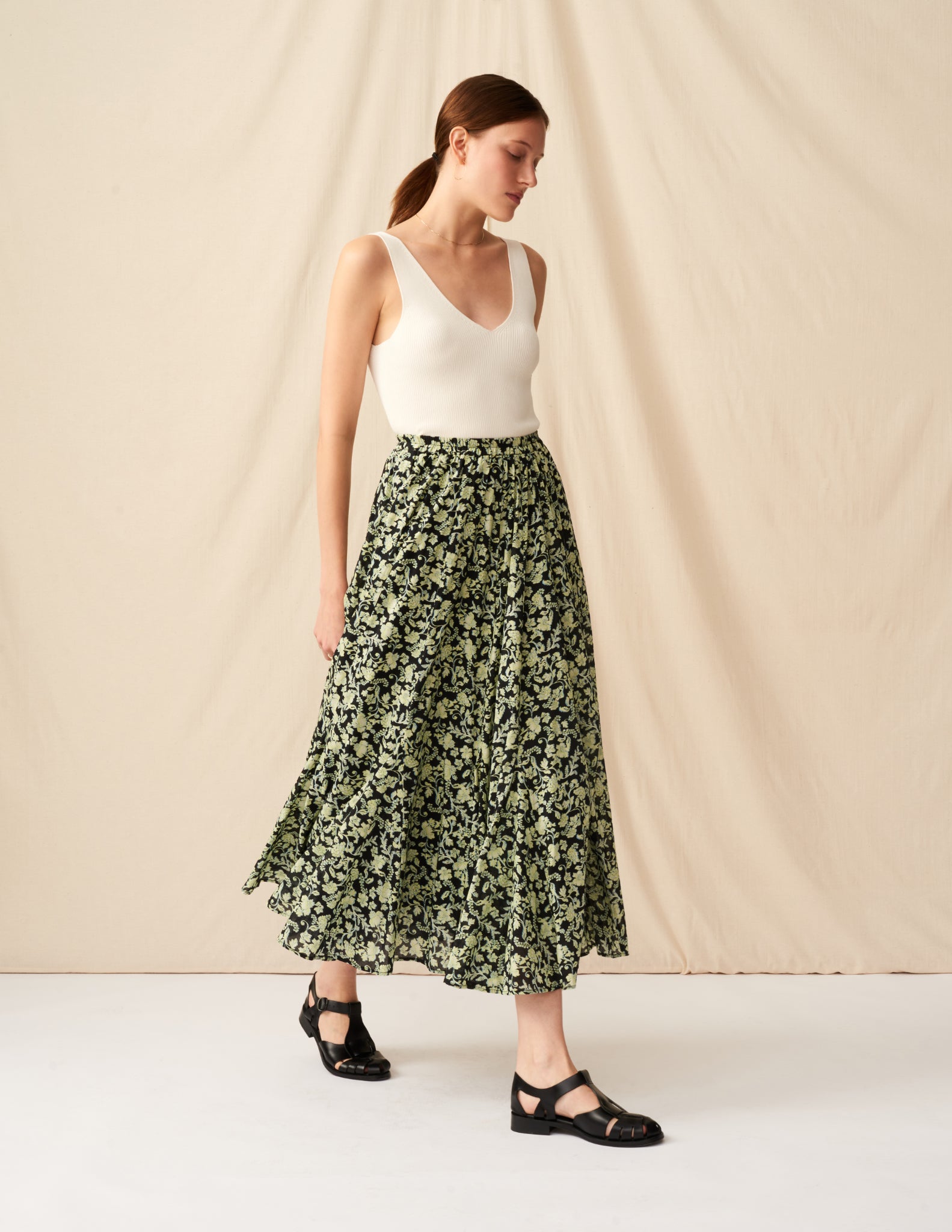 【予約】<br>月影のスカート <br>Paisely Bloom/Black