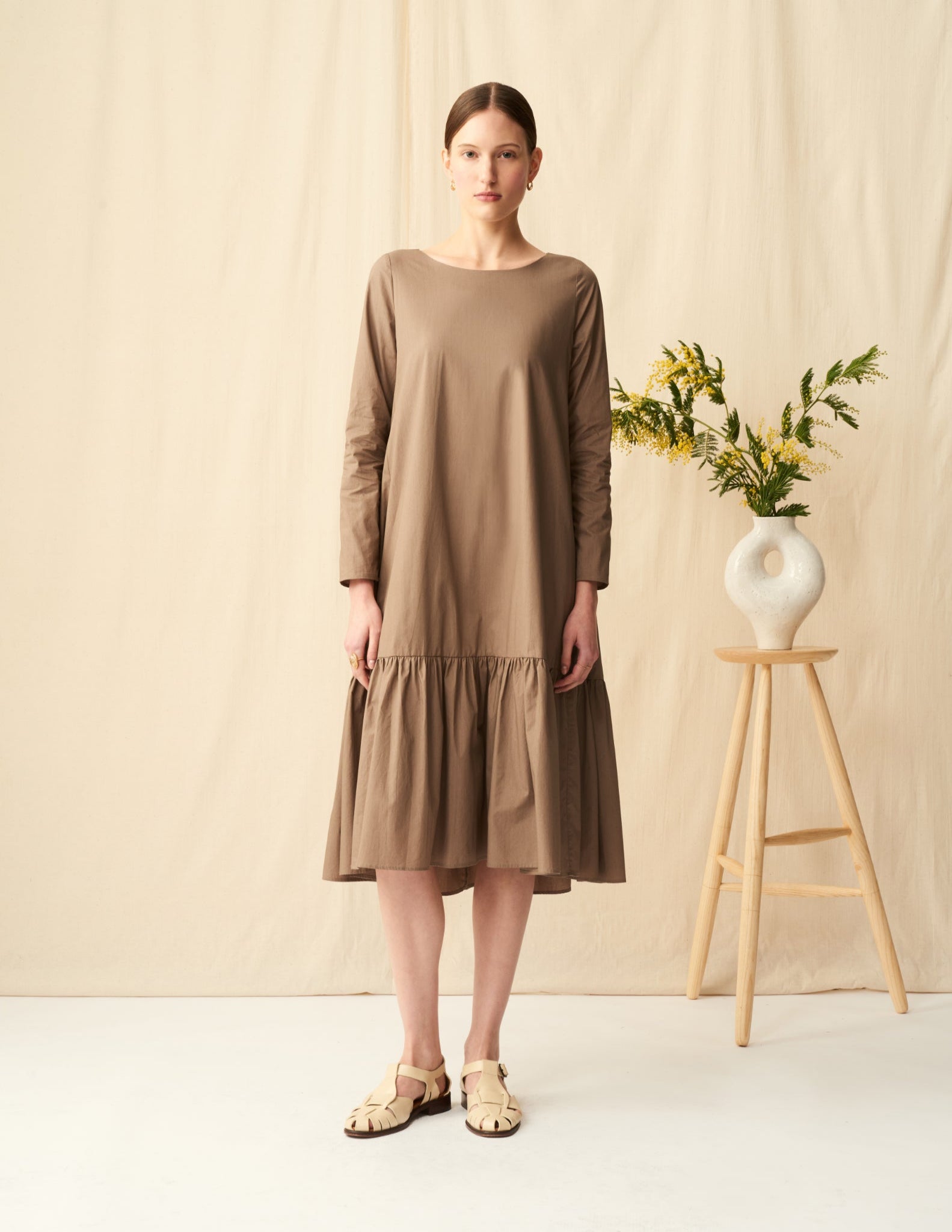 フラワーガーデンのドレス<br>Oak