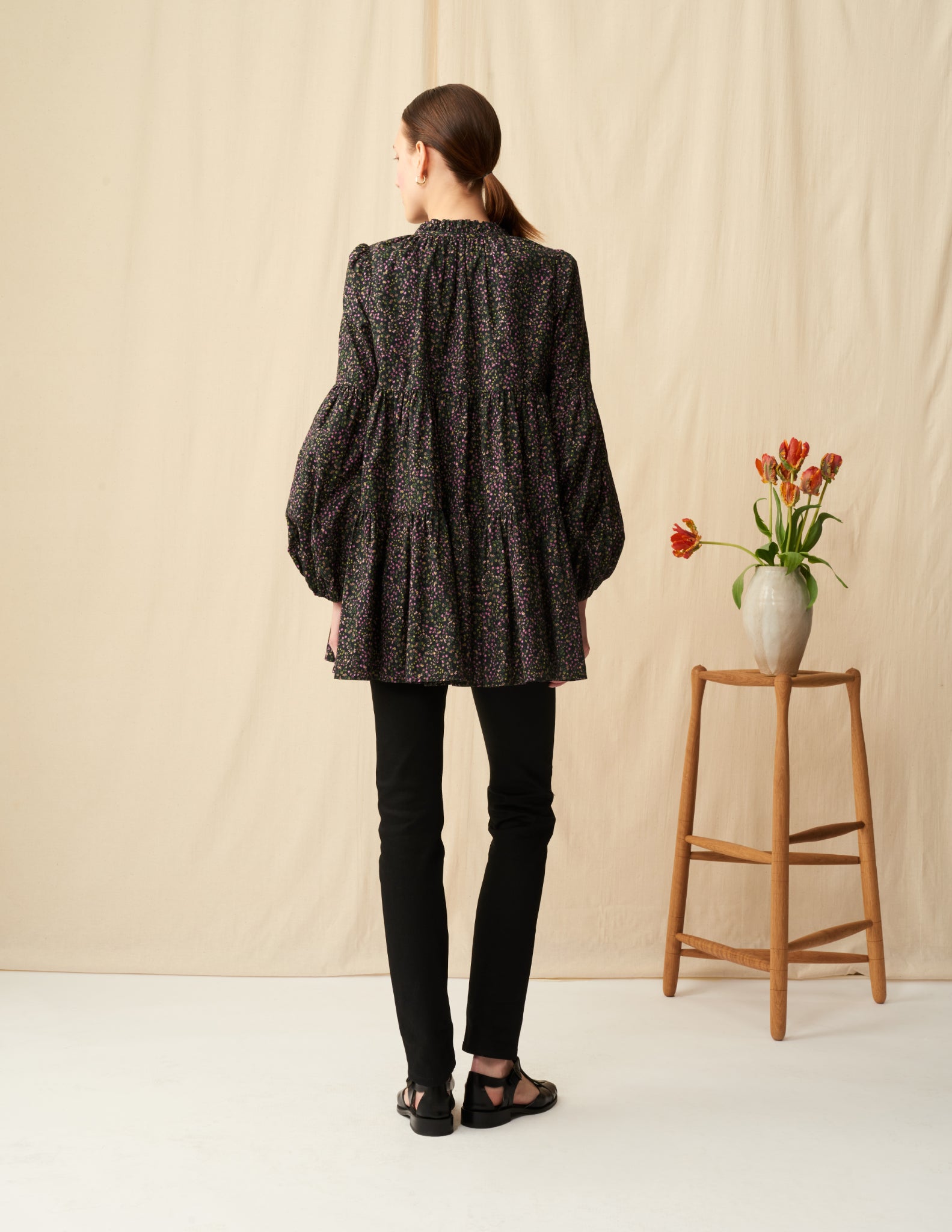 星明りのロングブラウス Poppy Fields/Black