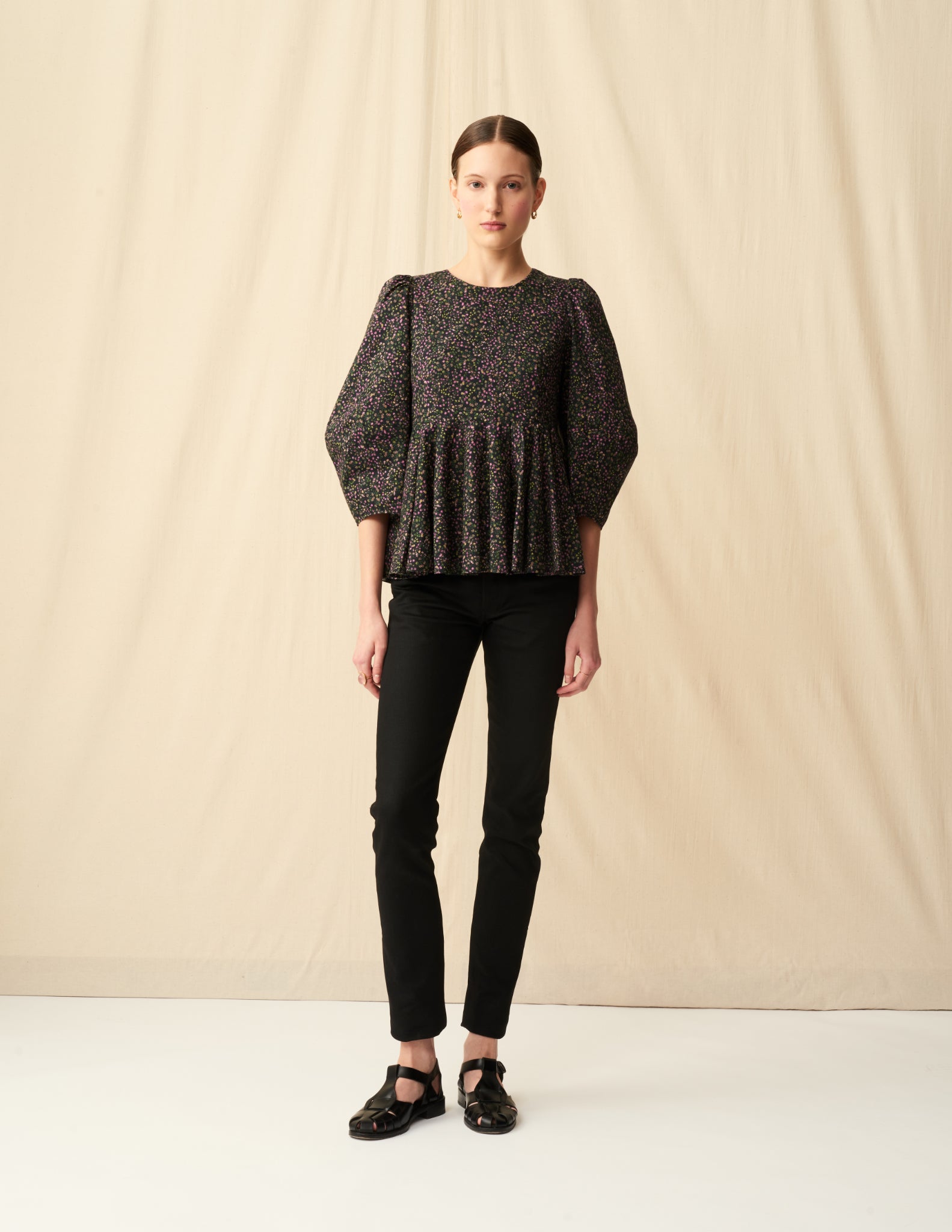 花の蕾のブラウス Poppy Fields/Black