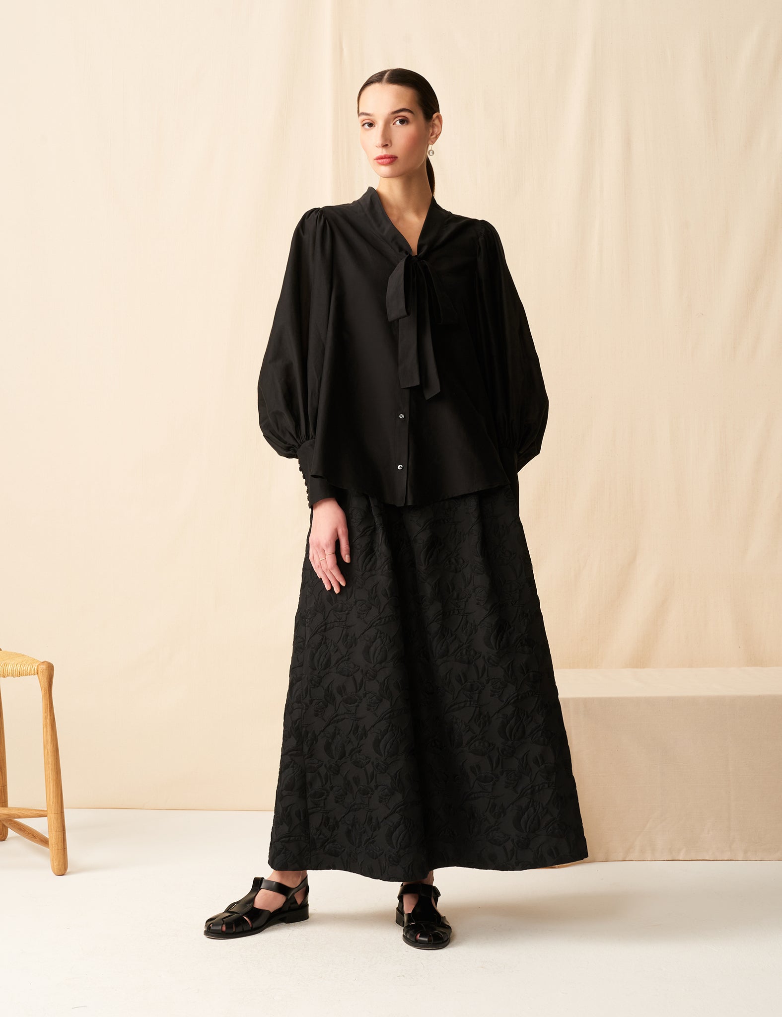 マリハ シティードレス ハムレットのブラウス Black