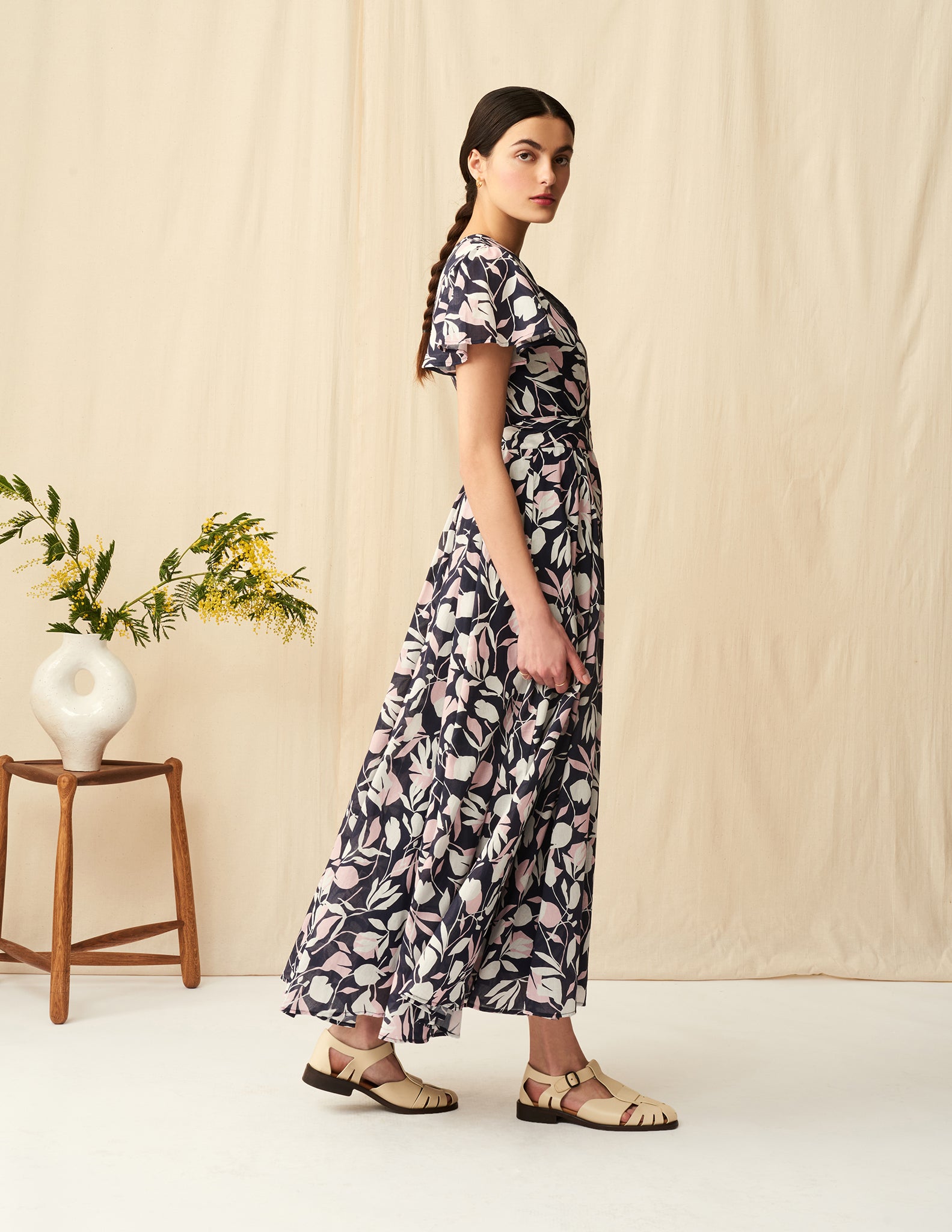 【予約】<br>マドモアゼルのドレス(半袖) <br>Floating Leaves/Navy