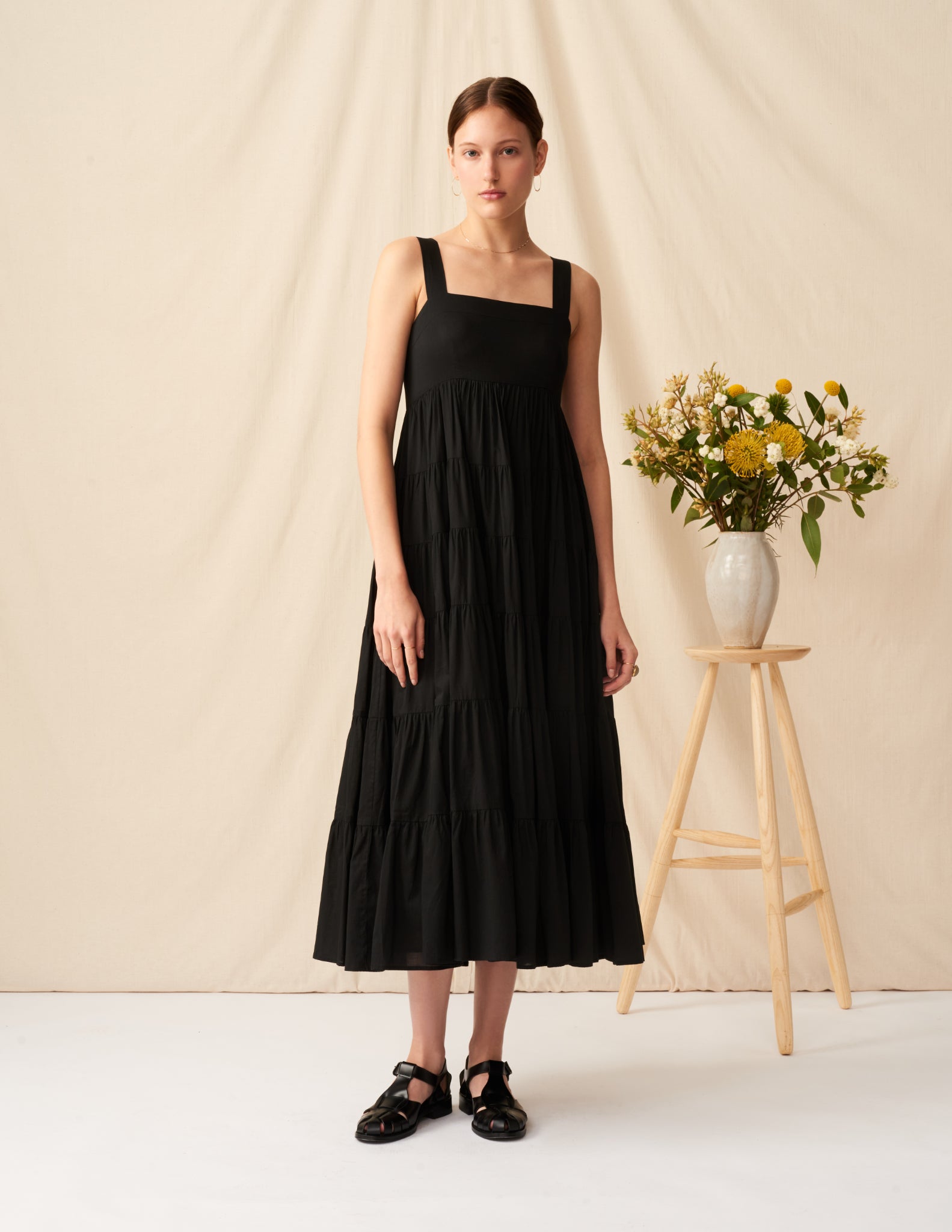虹の女神のドレス Onyx