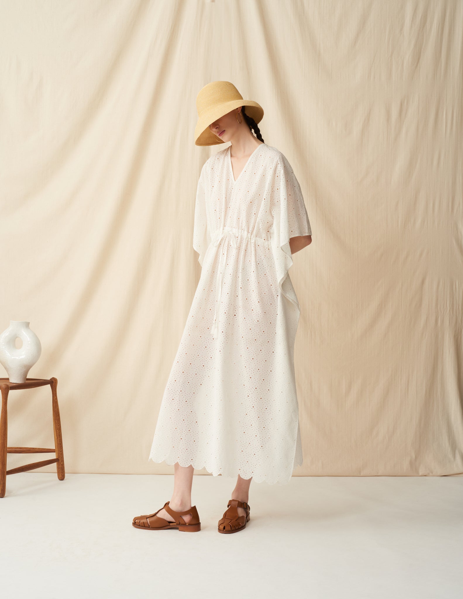 【予約】<br>草原の光のカフタン <br>Lace Arabesque/White
