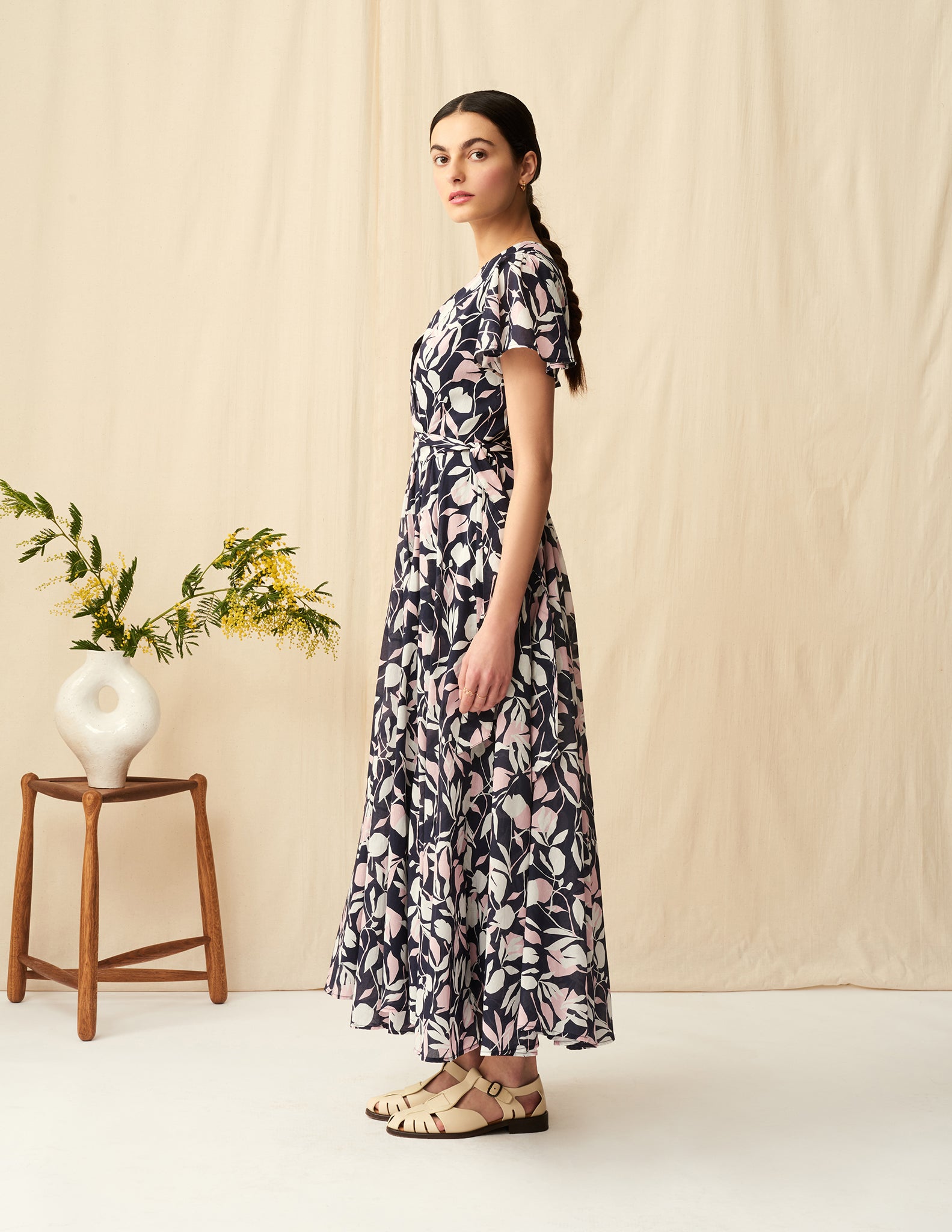 【予約】<br>マドモアゼルのドレス(半袖) <br>Floating Leaves/Navy