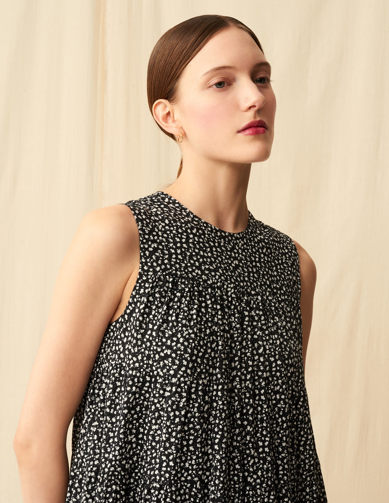 【予約】<br>ミューズのドレス ショート <br>Baby Daisies/Black