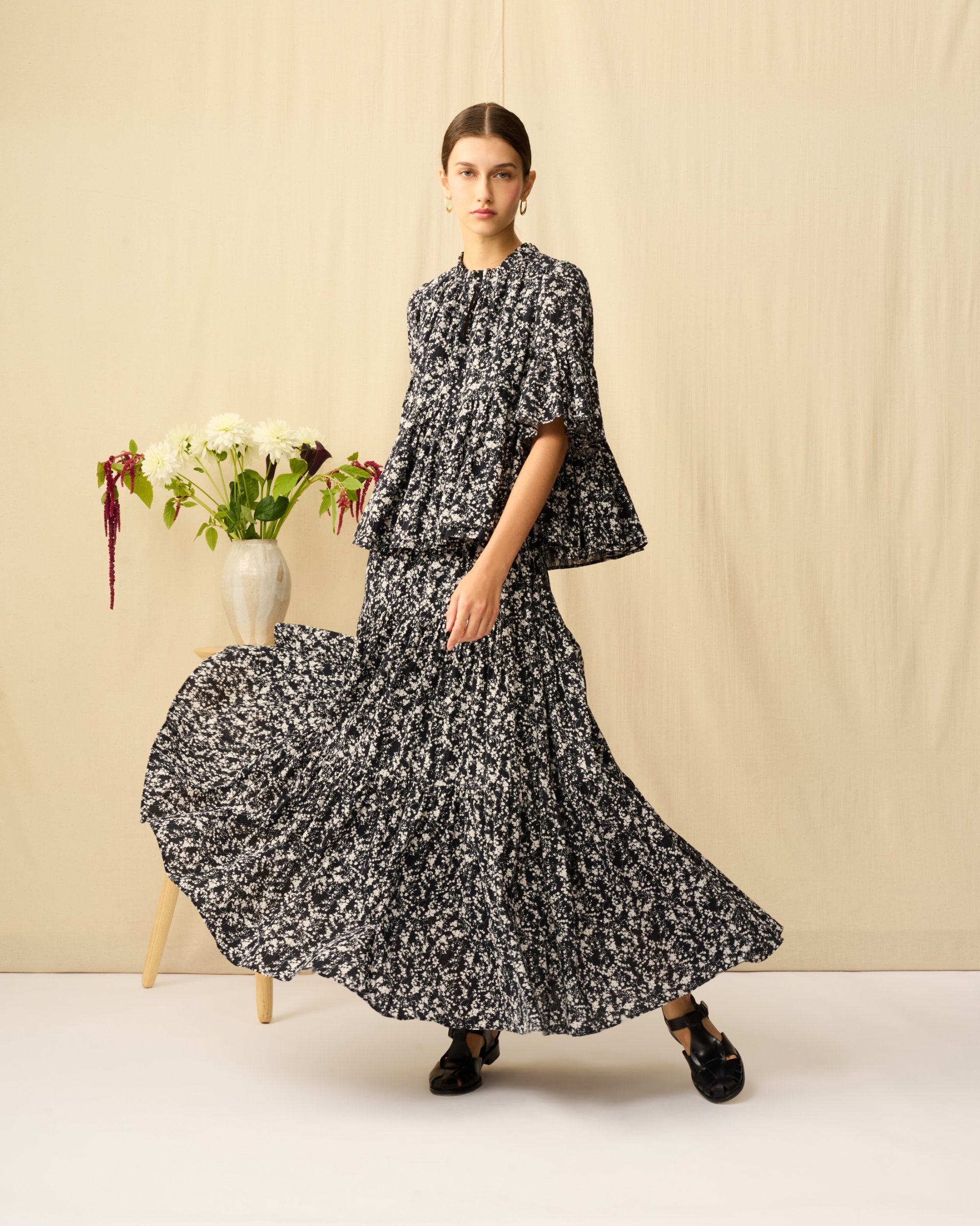 【予約】星明りのスカート Seersucker Shadow Play/Black