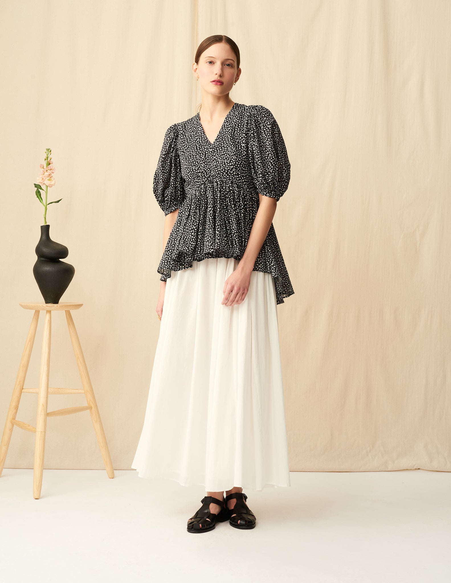 【予約】<br>ラストダンスのブラウス <br>Baby Daisies/Black
