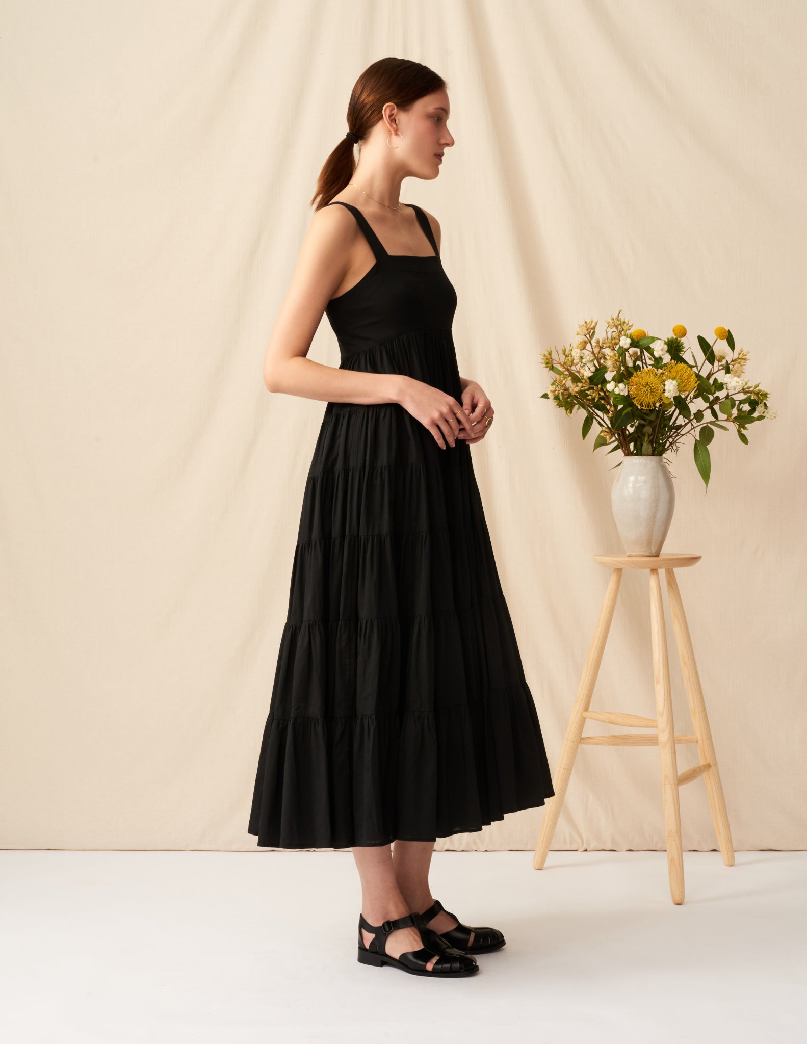 虹の女神のドレス Onyx