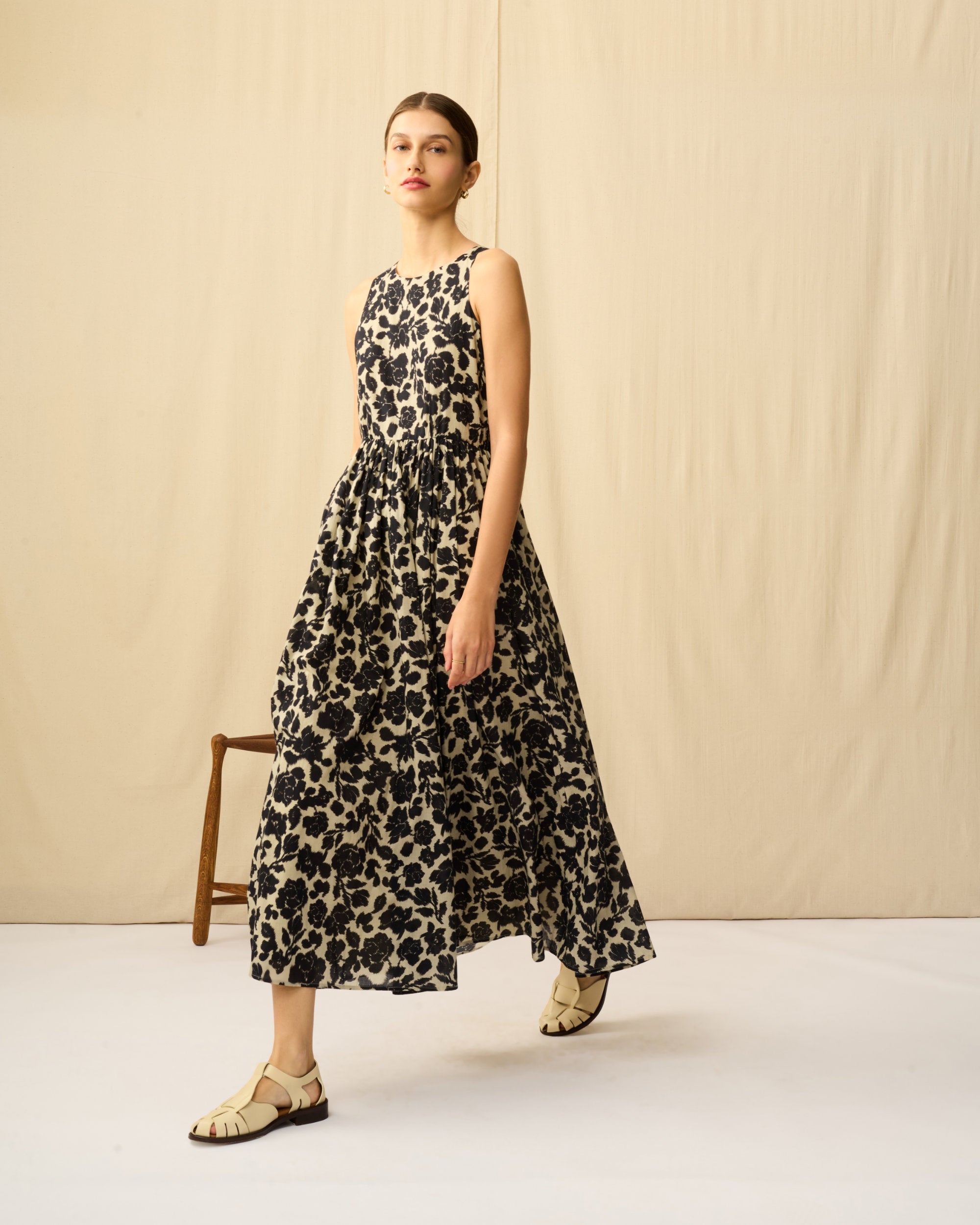 【予約】夏のレディのドレス Rose Fantasy/Greige