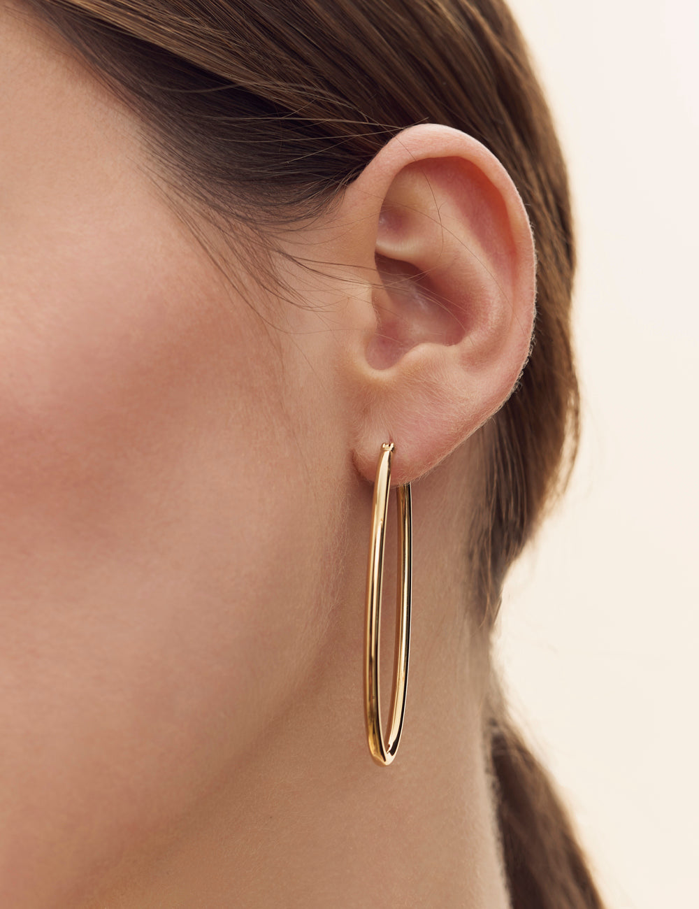 マリハ フープピアス オーバル Innocent Light ゴールドカラー