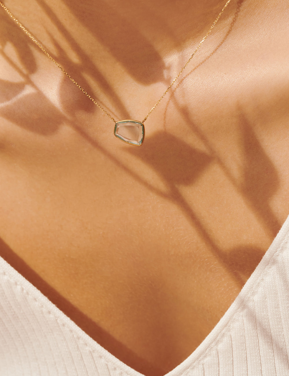 マリハ ネックレス K18 スカイブルートパーズ