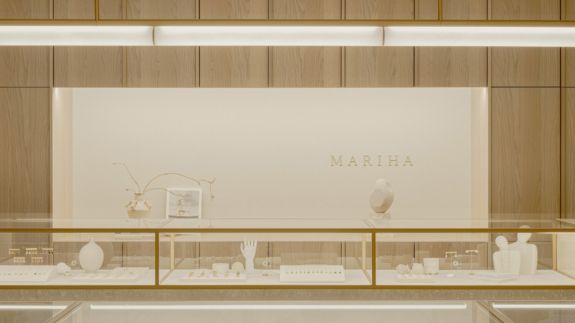 MARIHA表参道ヒルズ店 1周年記念<br>ノベルティキャンペーン および<br>新規会員登録キャンペーンのお知らせ