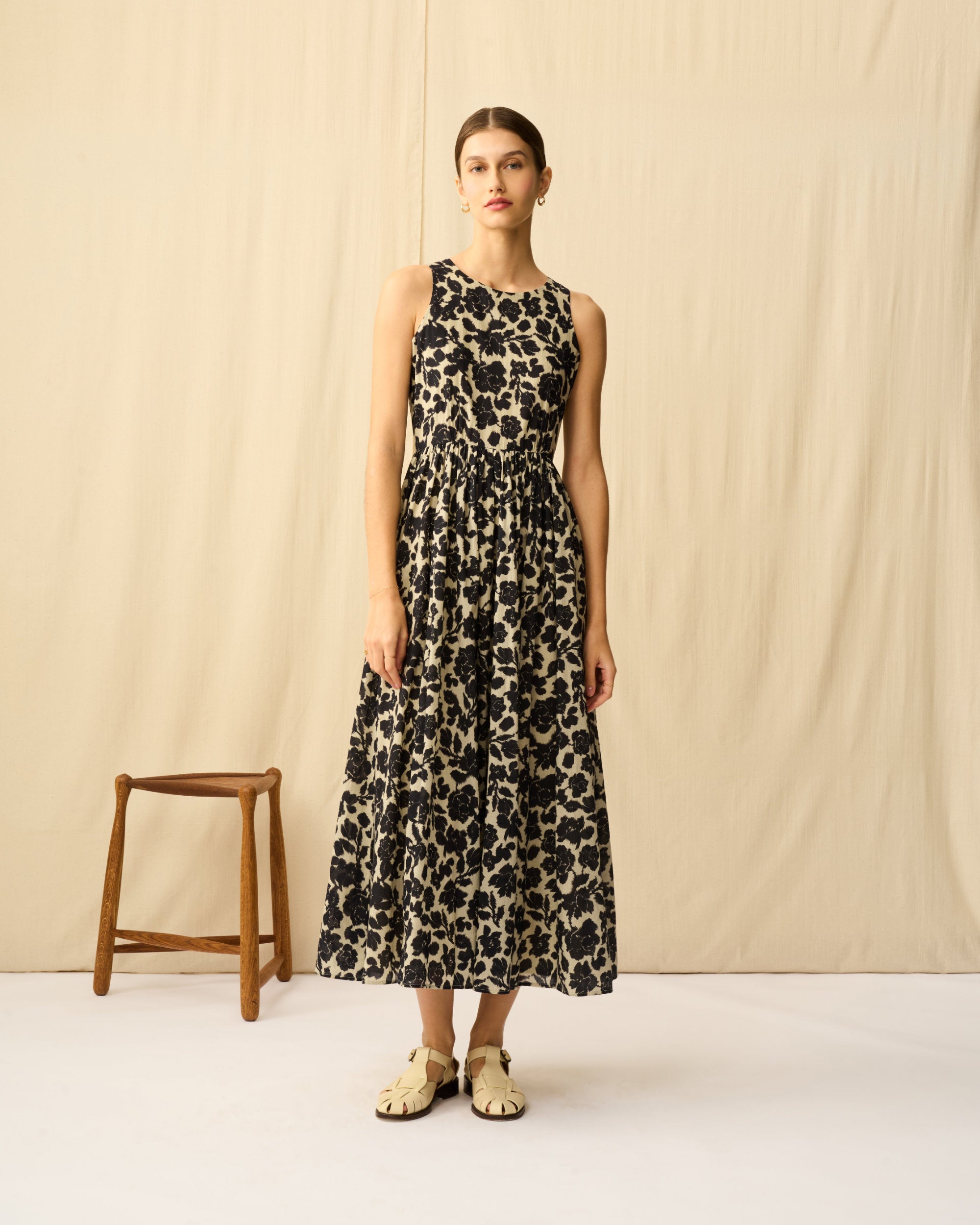 【予約】夏のレディのドレス Rose Fantasy/Greige