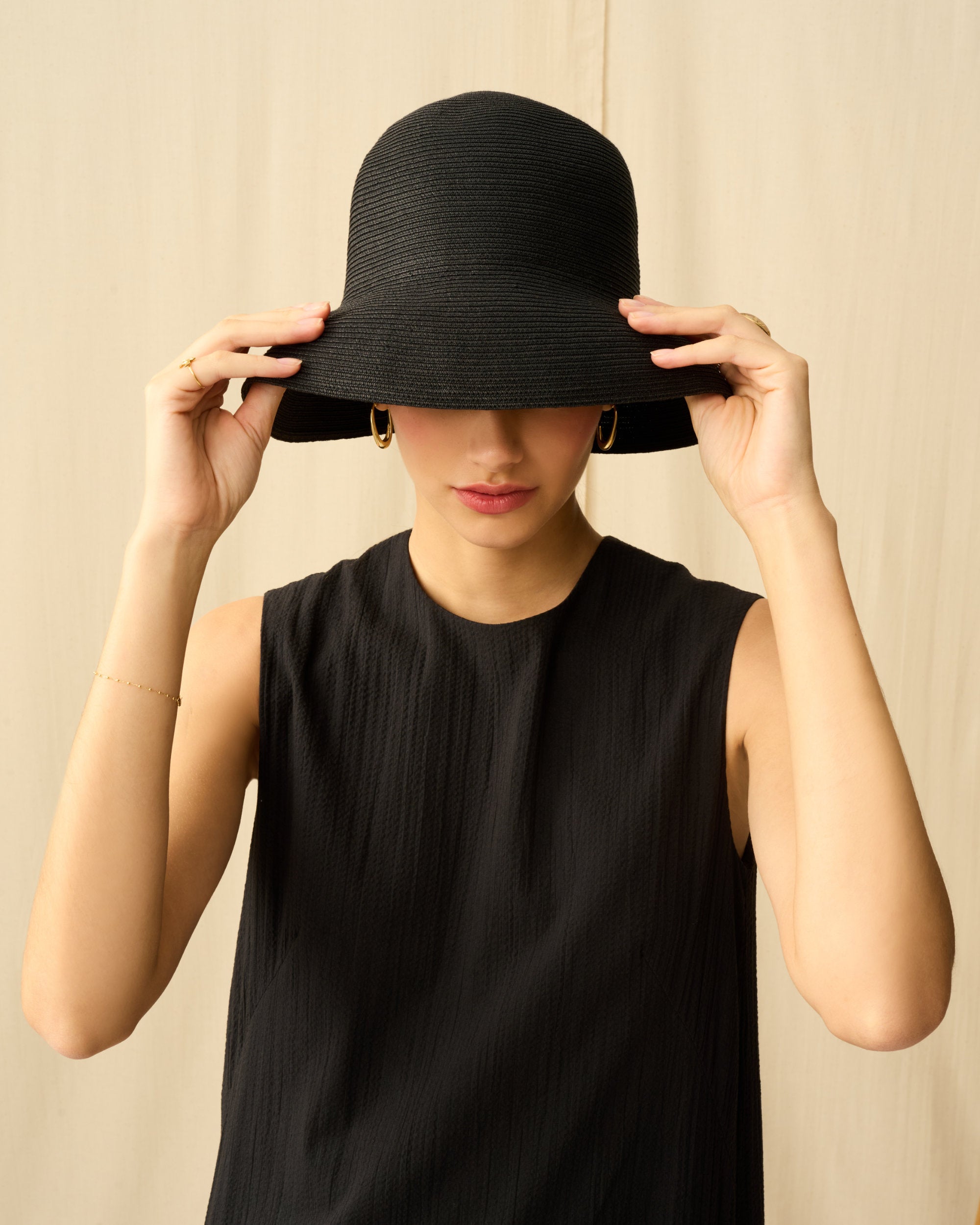 レディのハット Short Brim Black