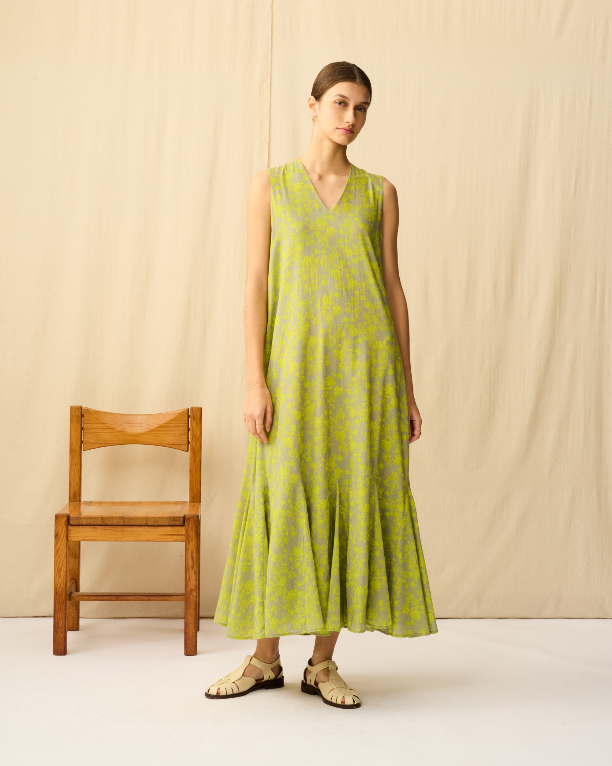 【予約】夏の月影のドレス Radiant Flowers/Grey