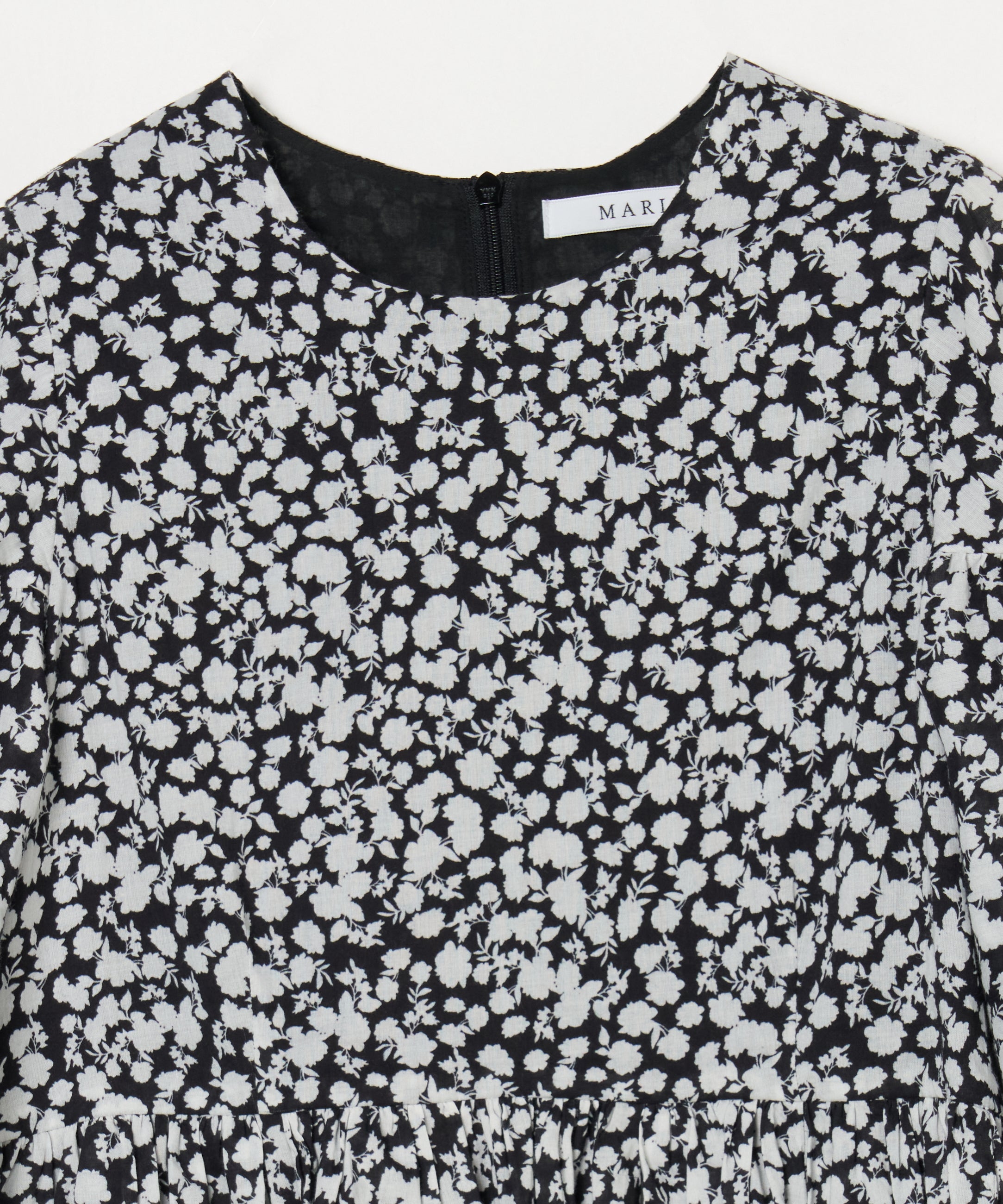 【予約】フリージアのブラウス Dancing Shadows/Black