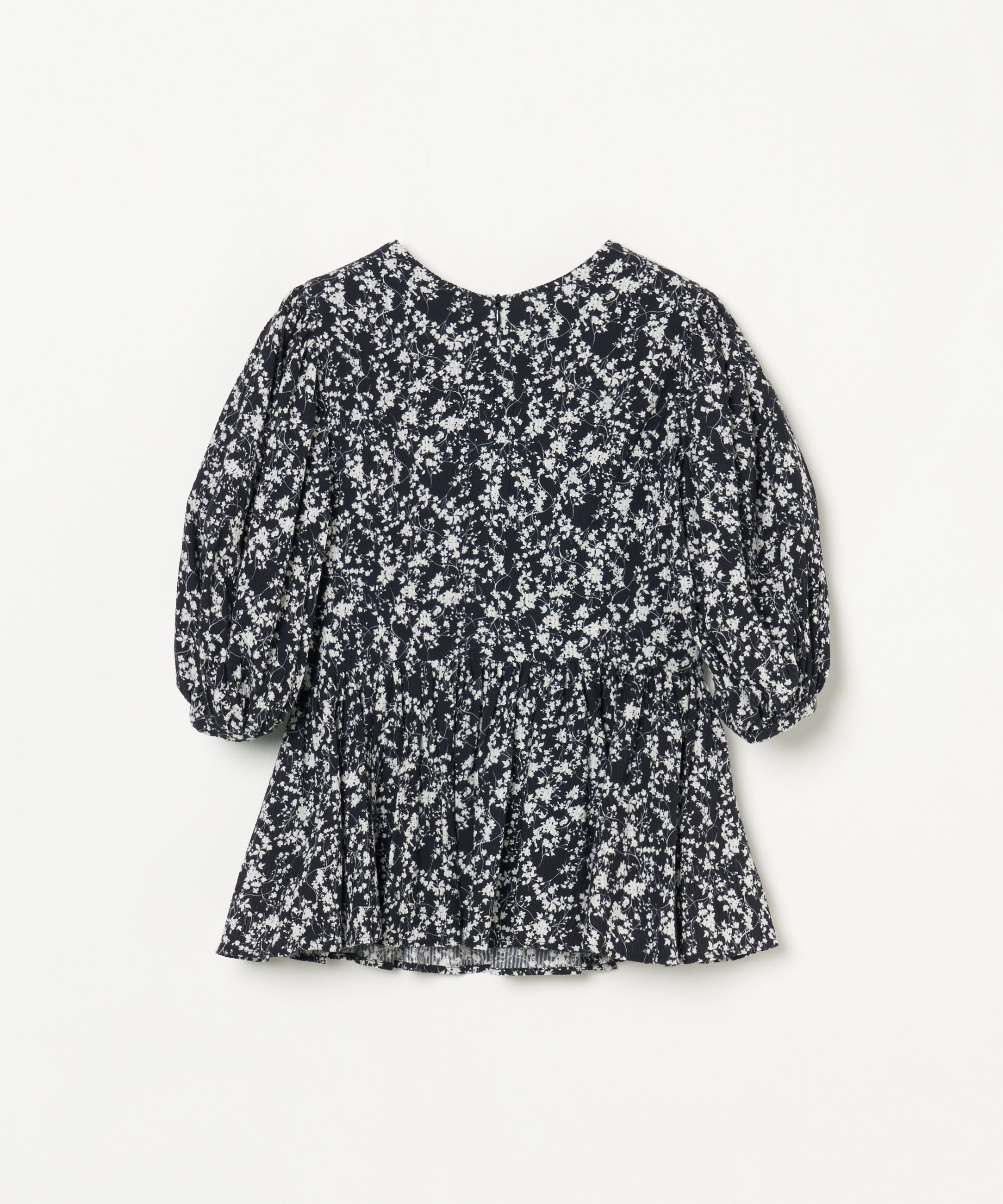 【予約】マドモアゼルのブラウス Seersucker Shadow Play/Black