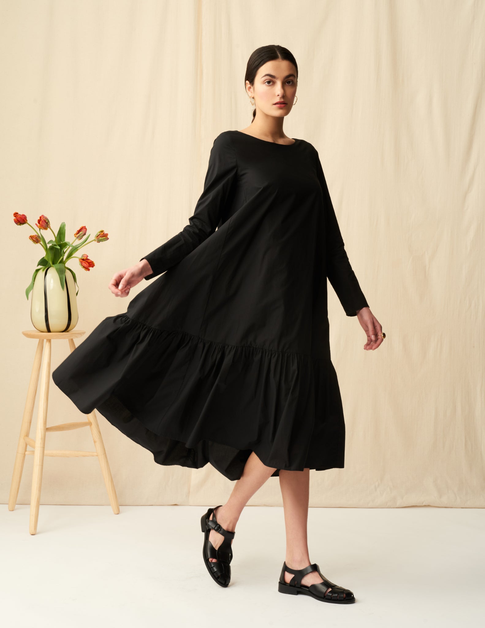 フラワーガーデンのドレス<br>Onyx