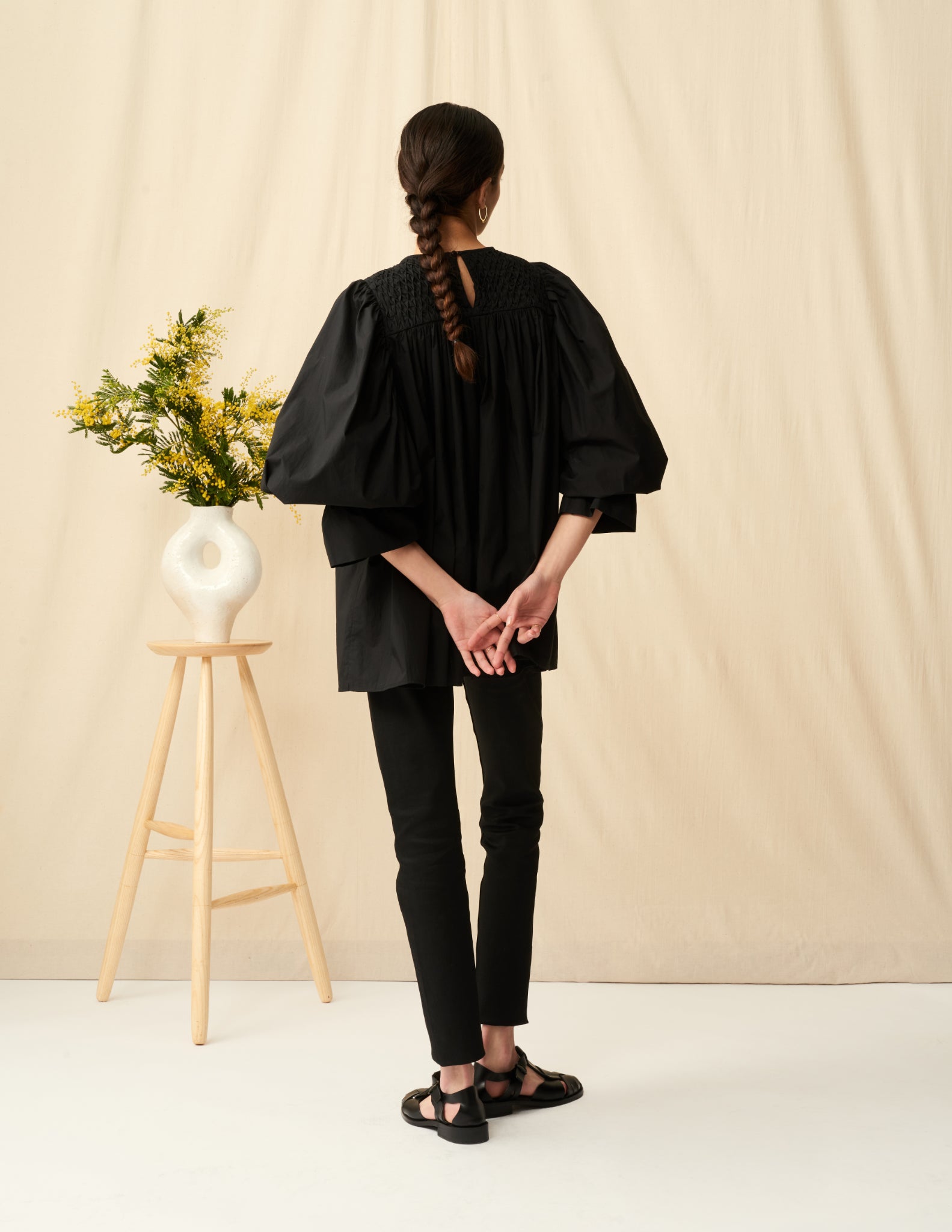 そよ風のブラウス Onyx