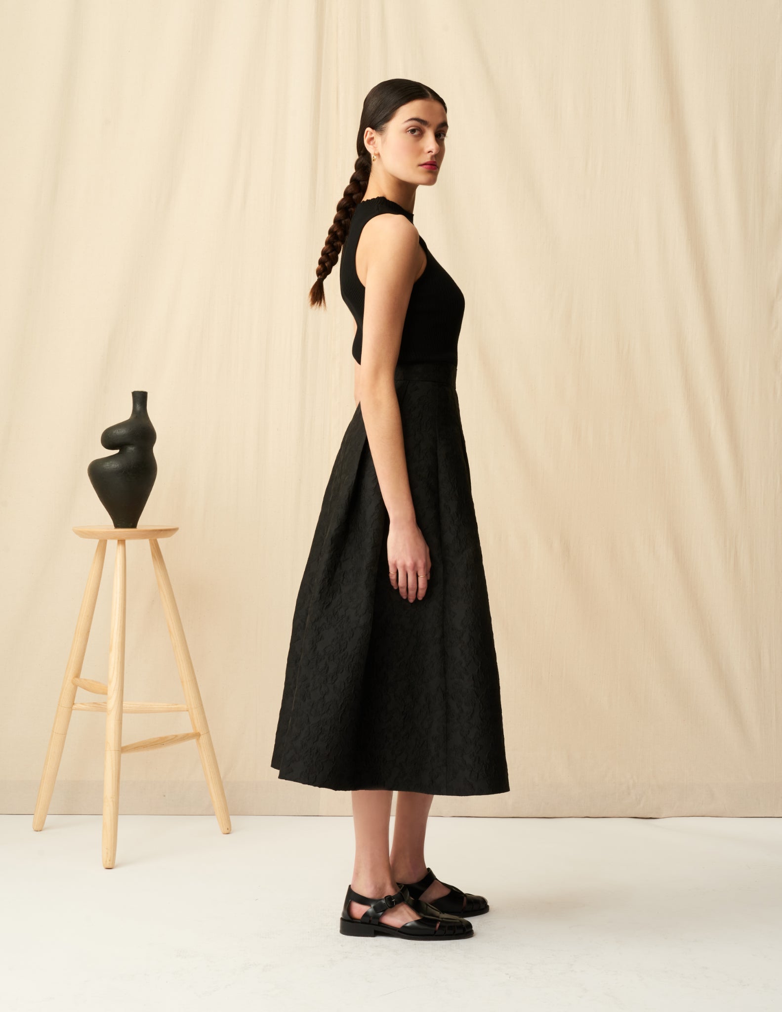 シャンデリアのスカート Black