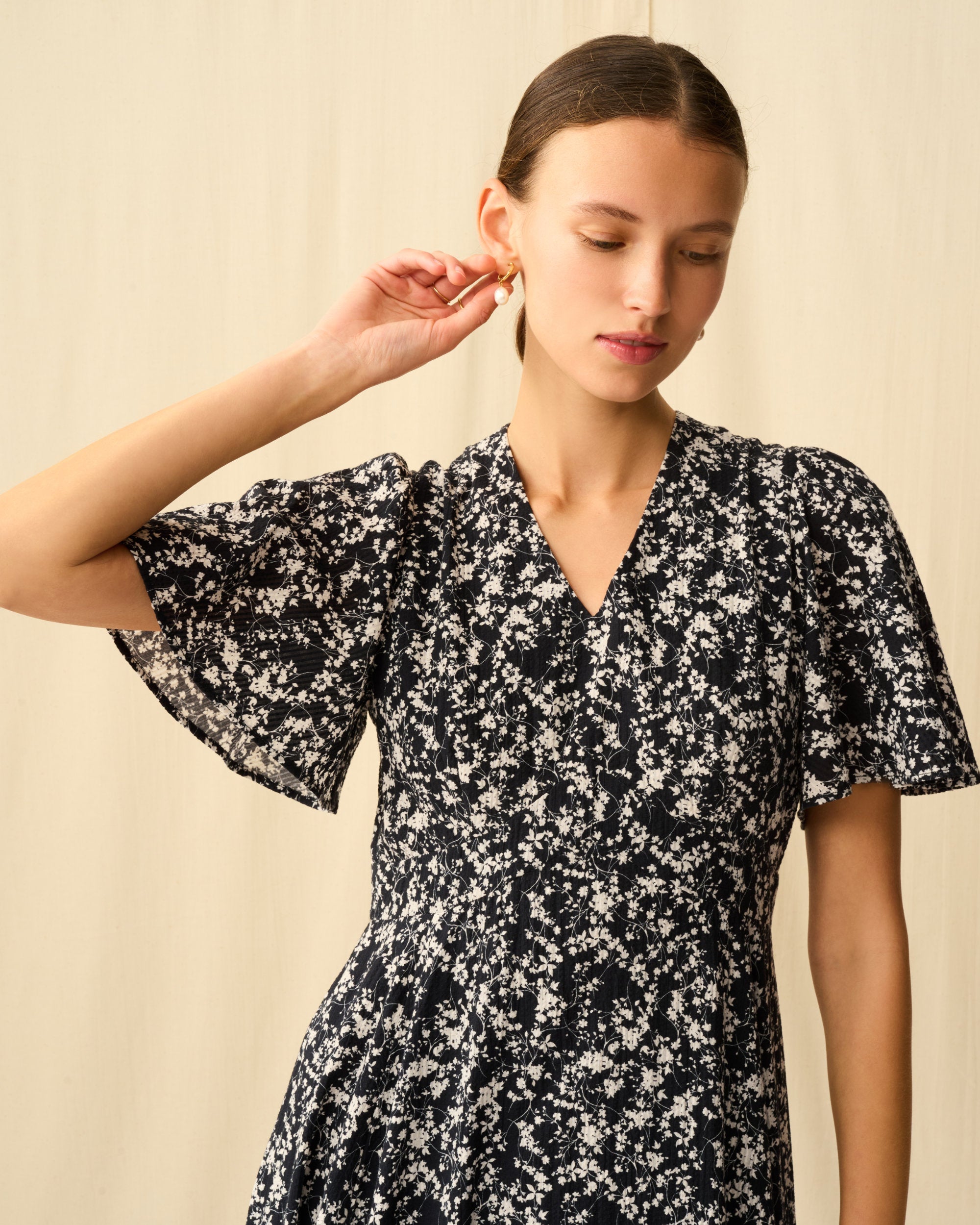 【予約】せせらぎのドレス Seersucker Shadow Play/Black