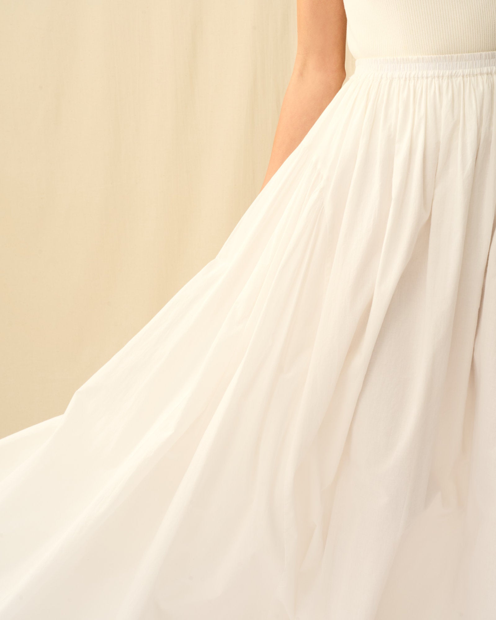 【予約】シンデレラのスカート White Chalcedony