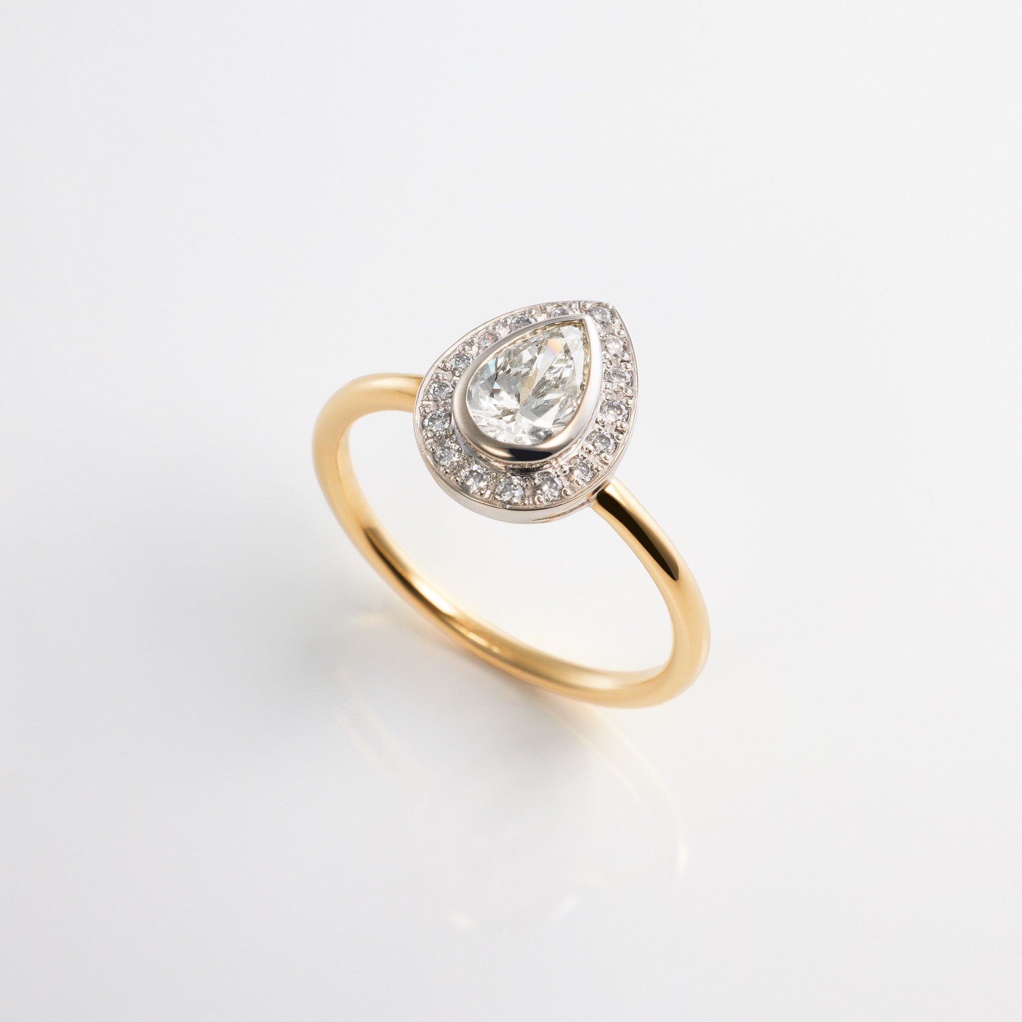 Indian Inspiration 輝くしずく リング 中石ペア